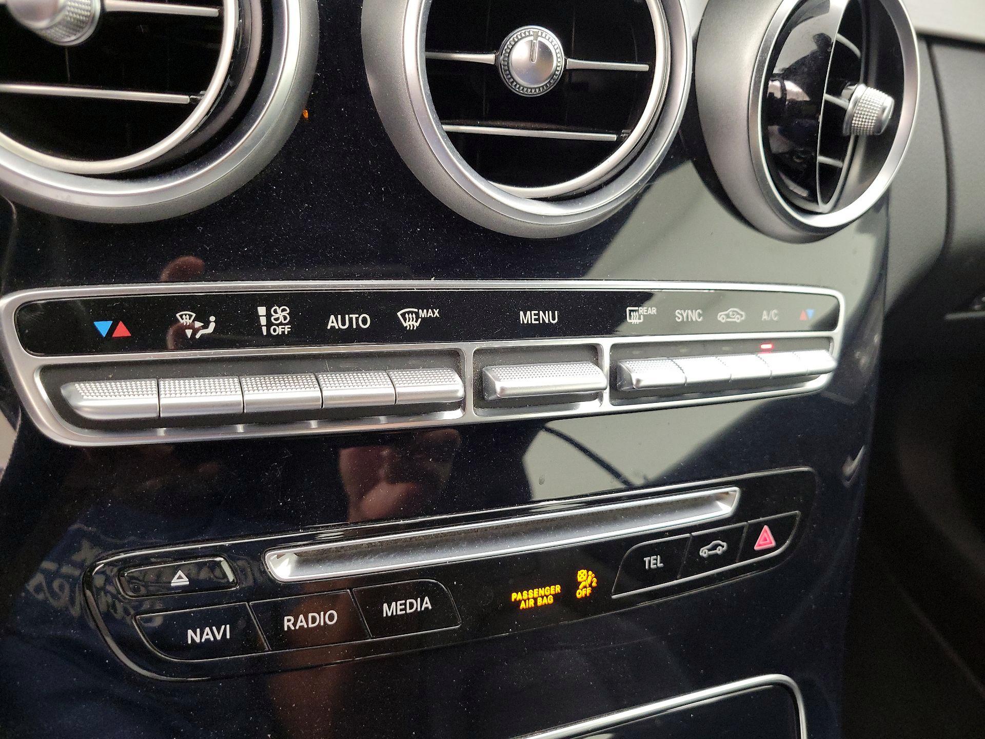 Thumbnail: 2018 Mercedes-Benz C-Class - 16