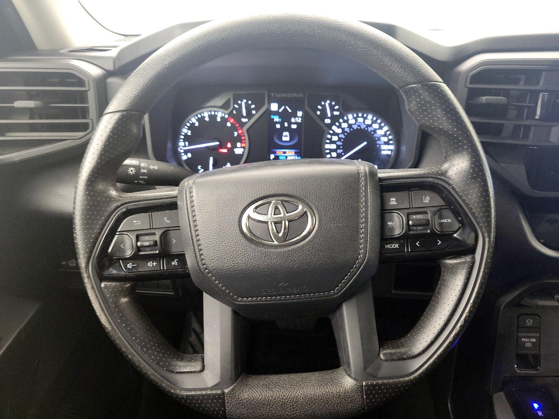 Thumbnail: 2022 Toyota Tundra - 10