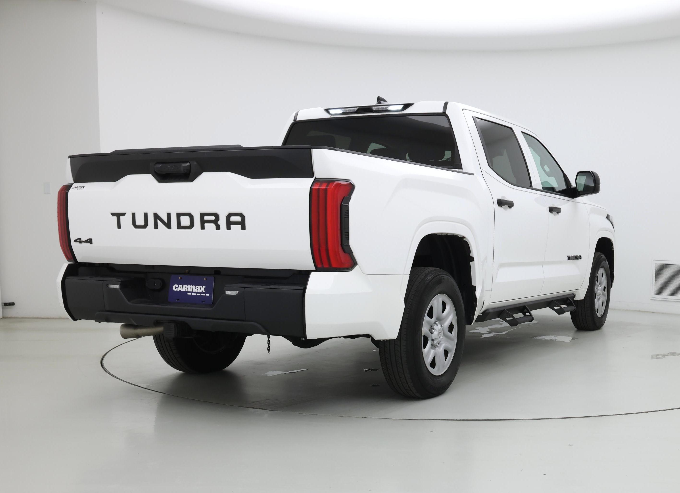 Thumbnail: 2022 Toyota Tundra - 8