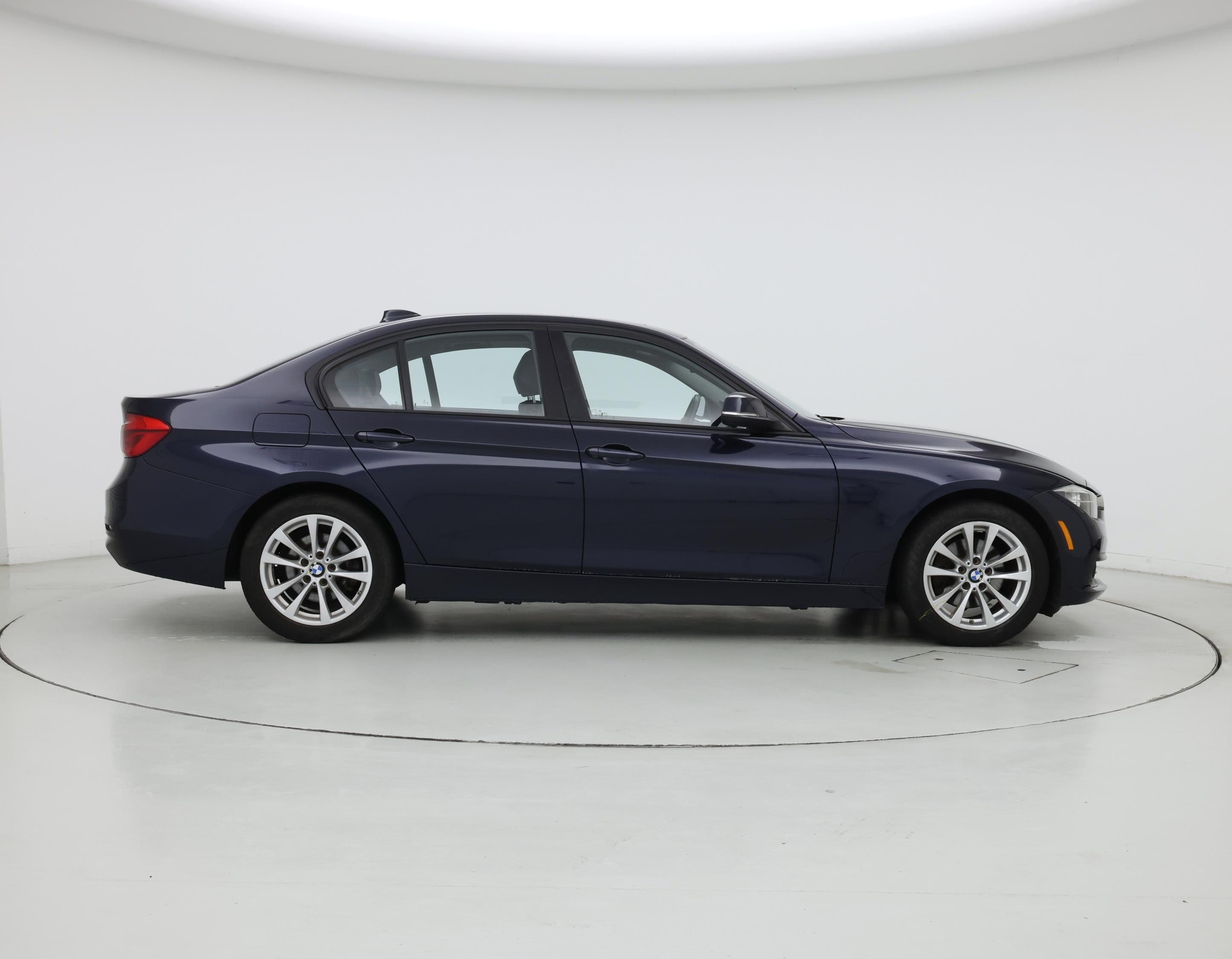 Thumbnail: 2017 BMW 3 Series - 7