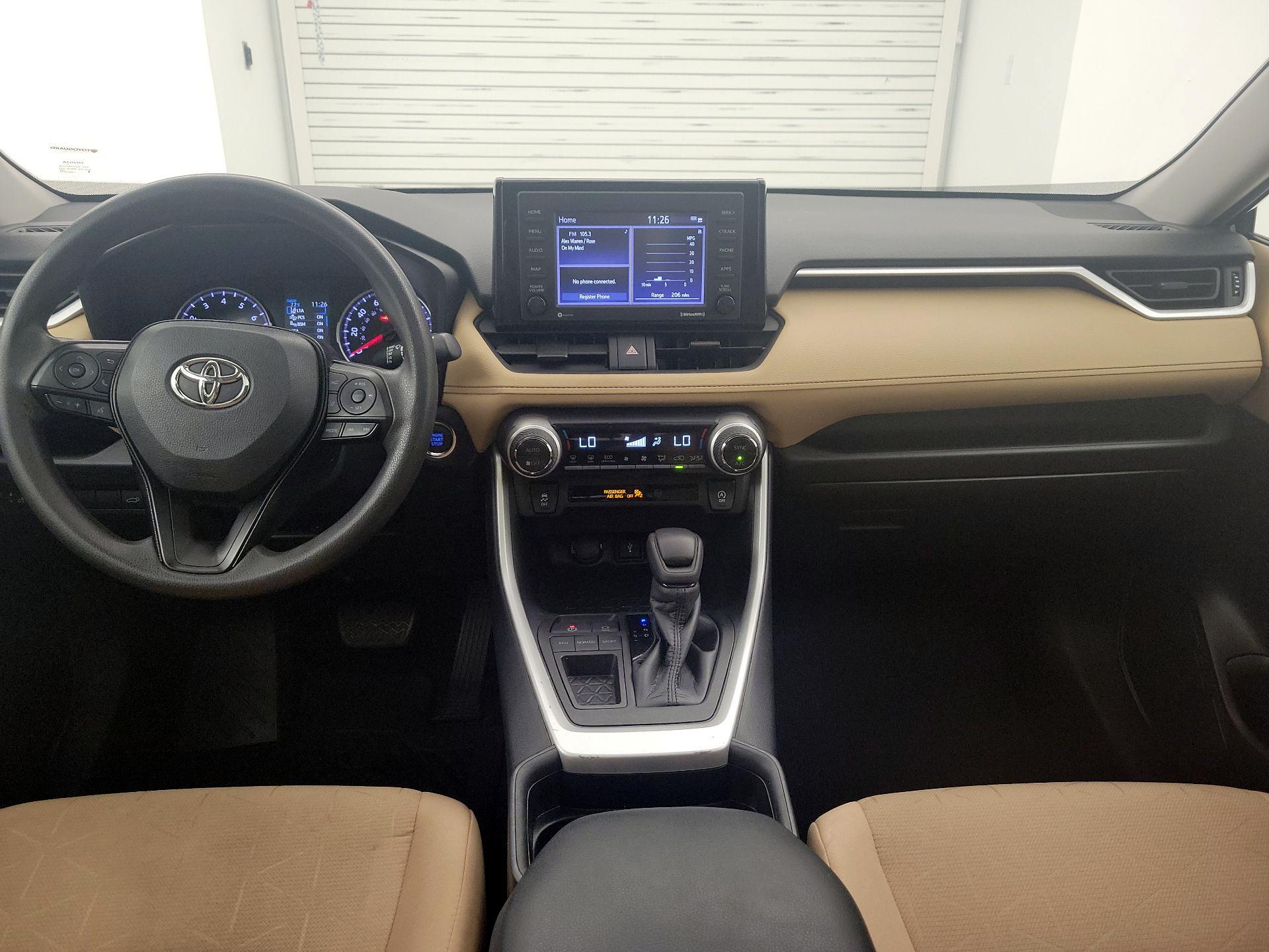 Thumbnail: 2021 Toyota RAV4 - 9