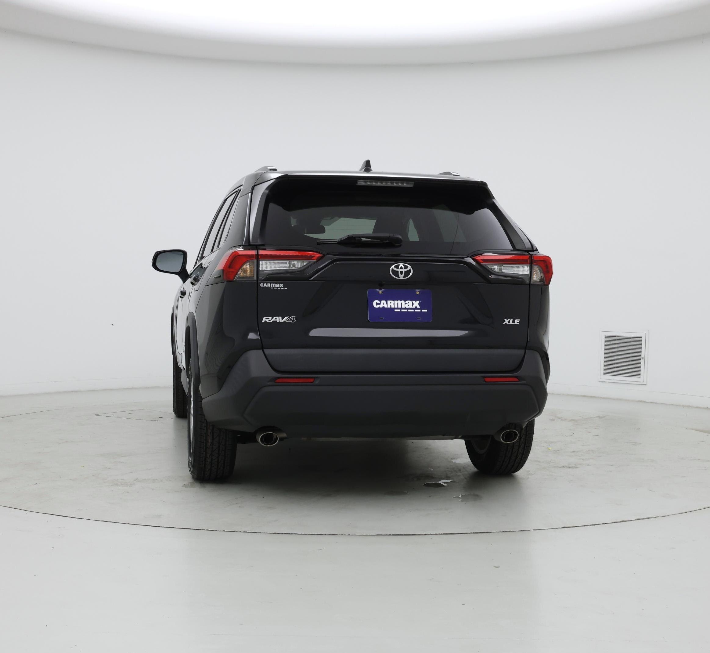 Thumbnail: 2021 Toyota RAV4 - 6