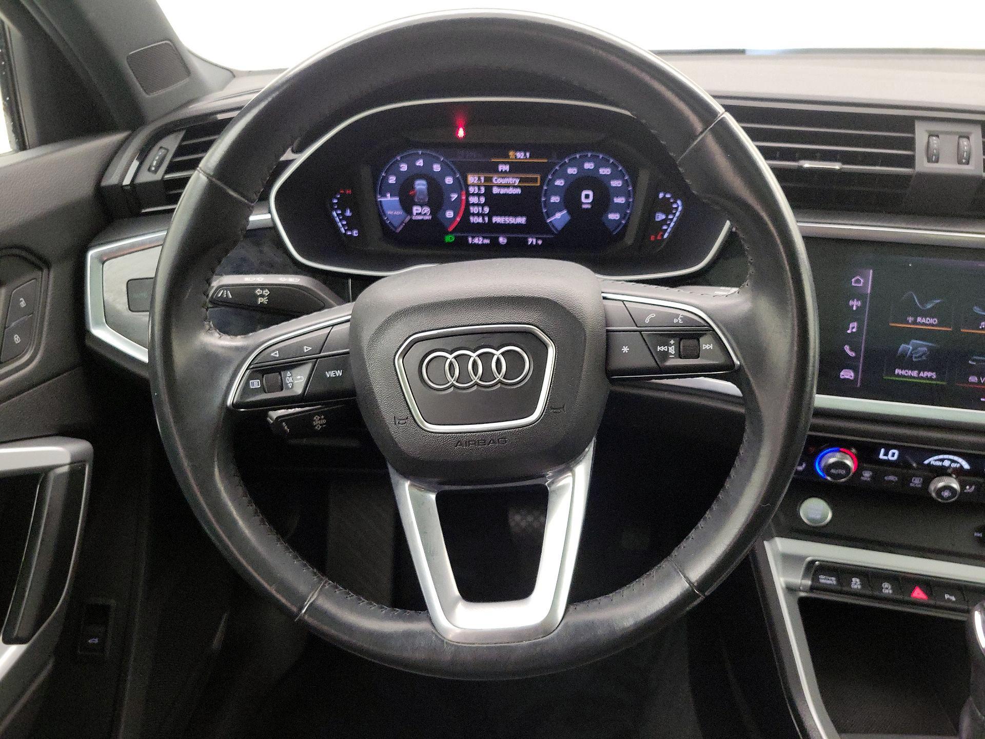 Thumbnail: 2020 Audi Q3 - 10