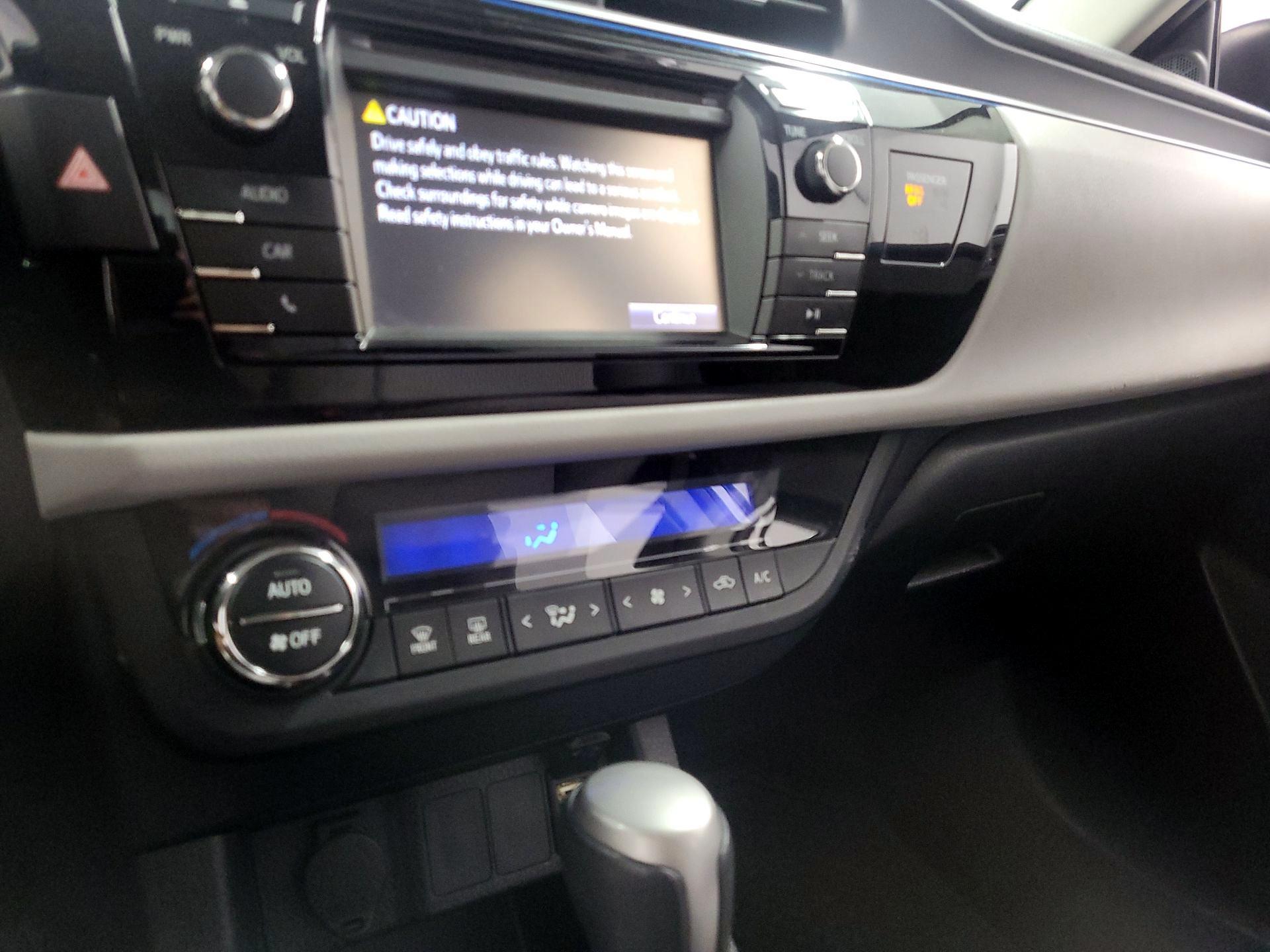 Thumbnail: 2014 Toyota Corolla - 15