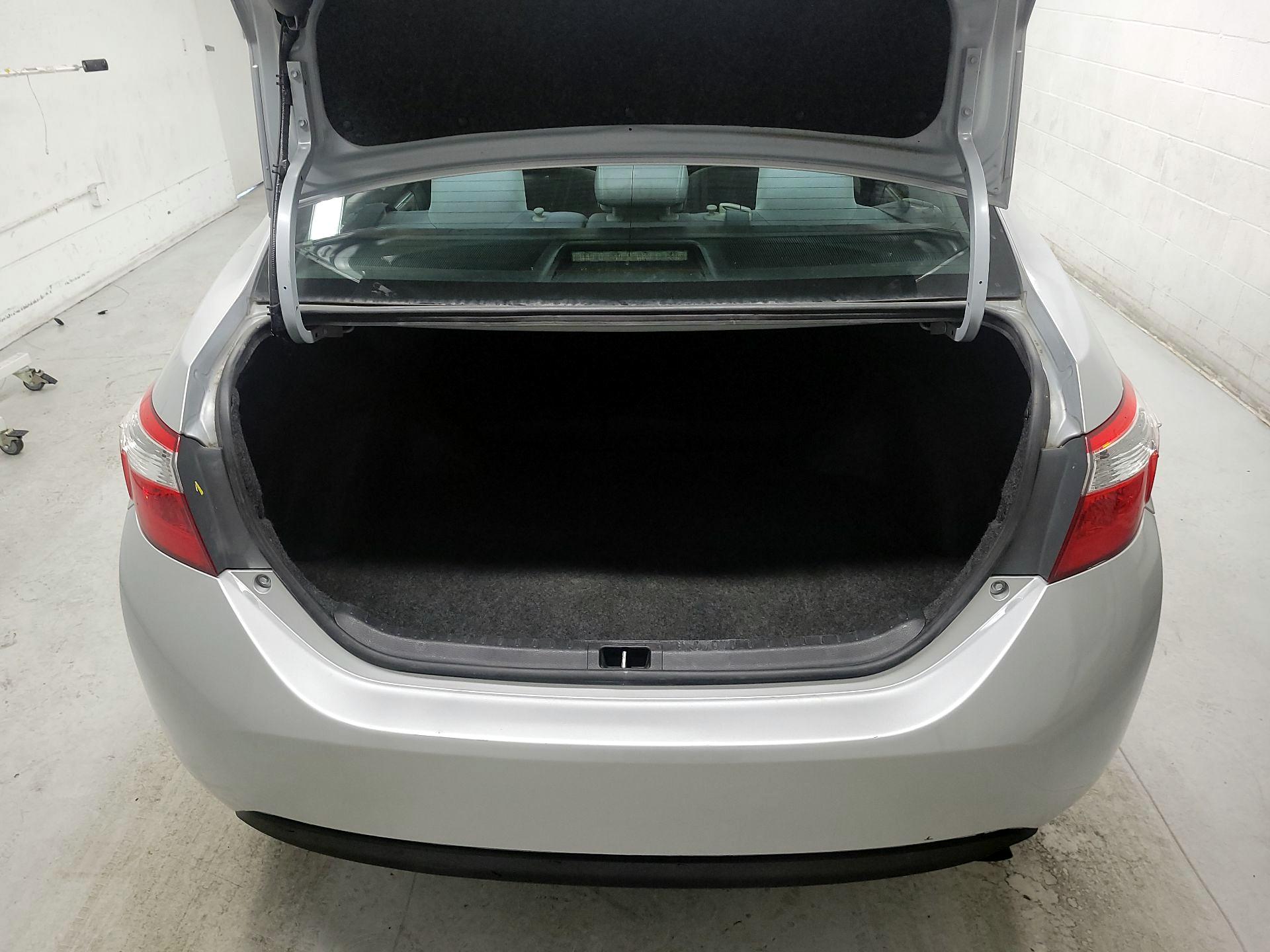 Thumbnail: 2014 Toyota Corolla - 18