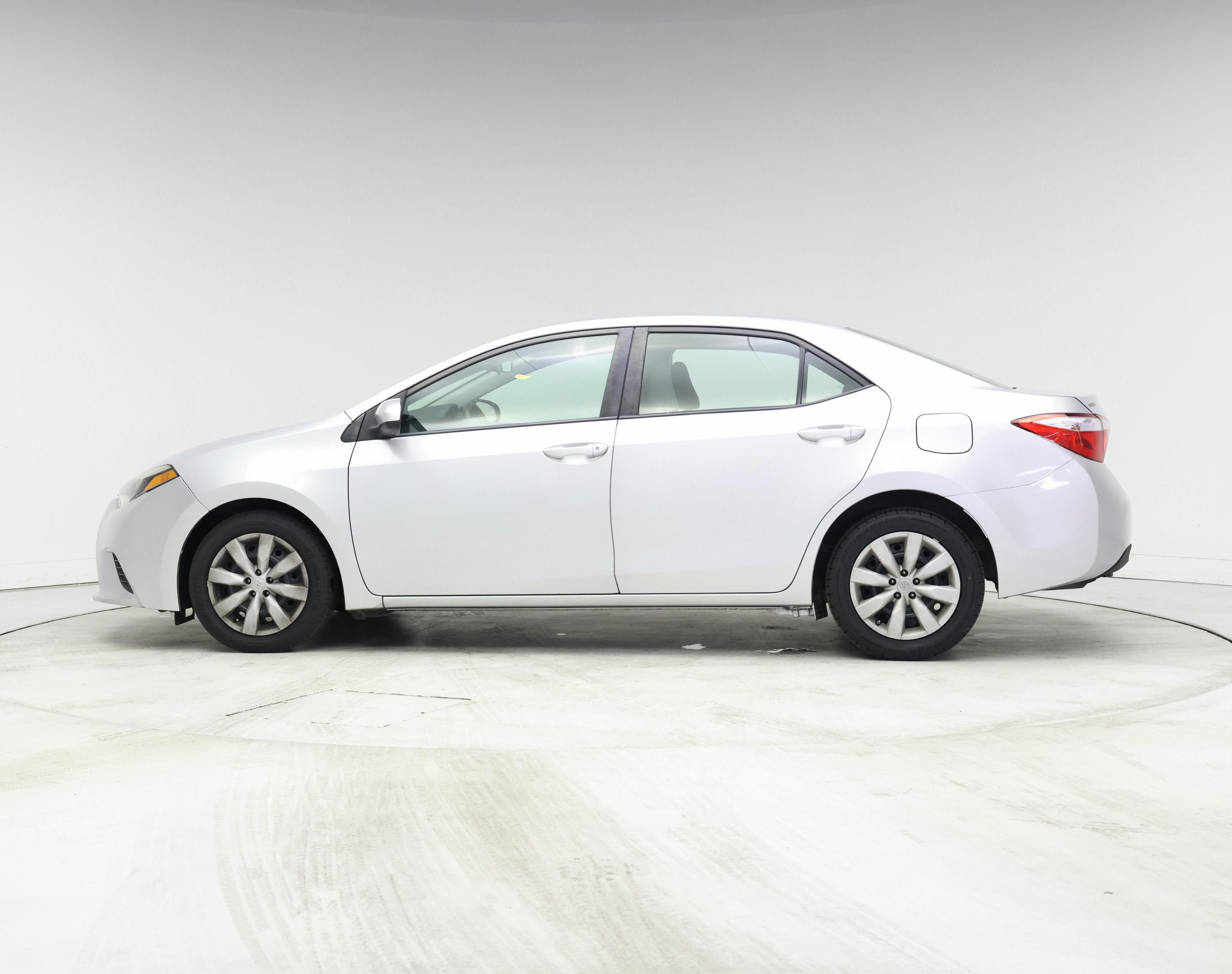 Thumbnail: 2014 Toyota Corolla - 3