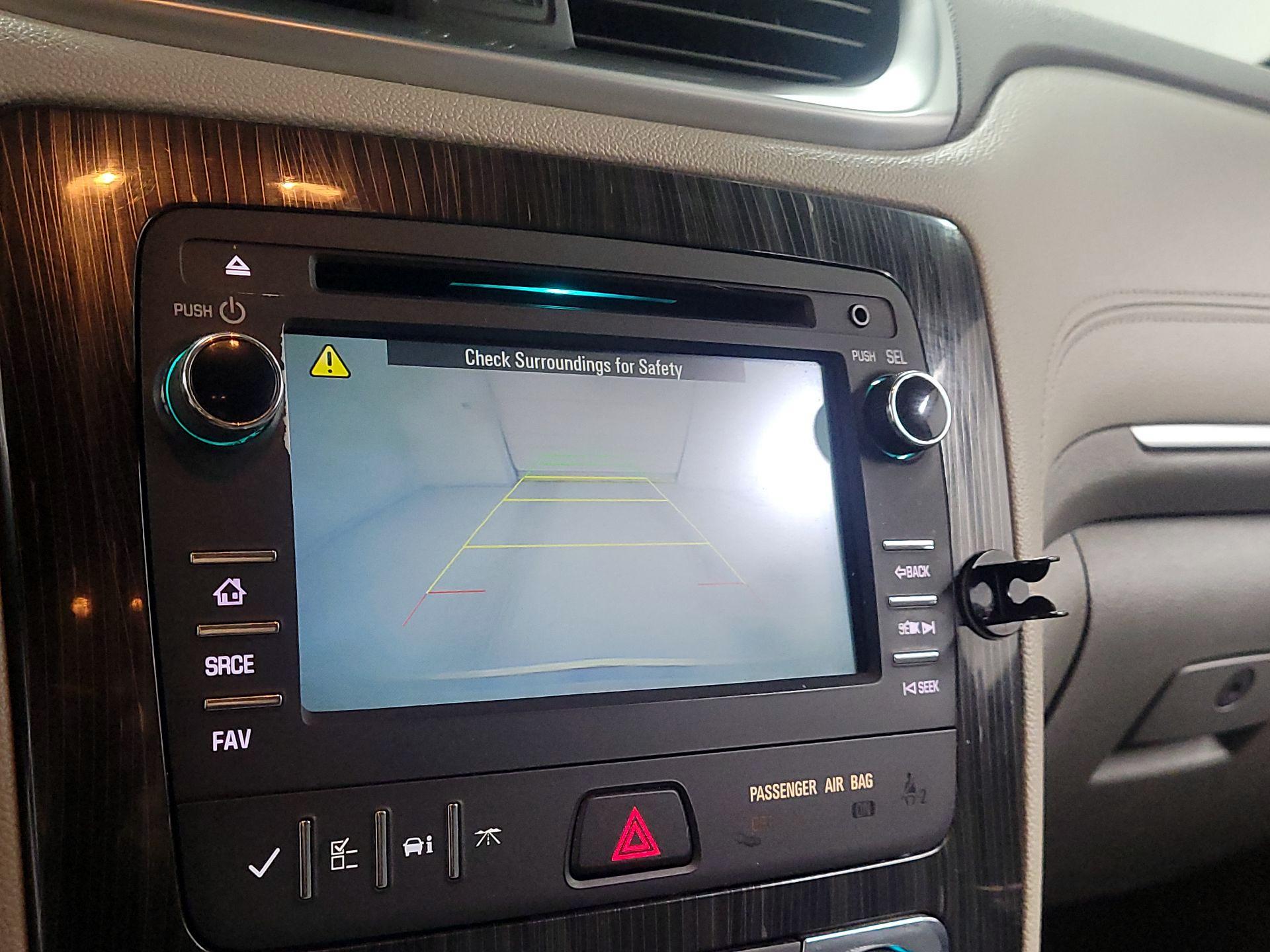Thumbnail: 2015 Chevrolet Traverse - 14