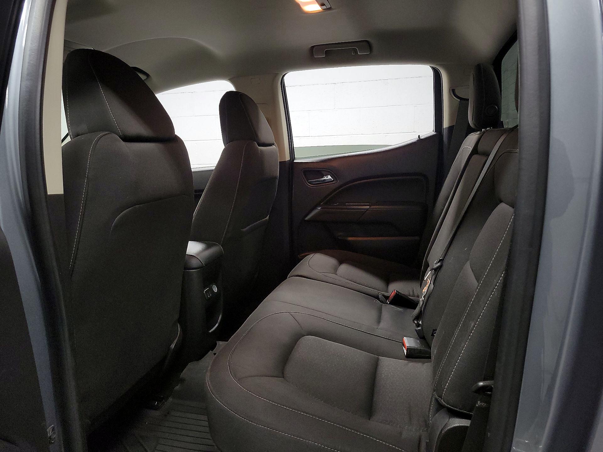 Thumbnail: 2018 GMC Canyon - 18