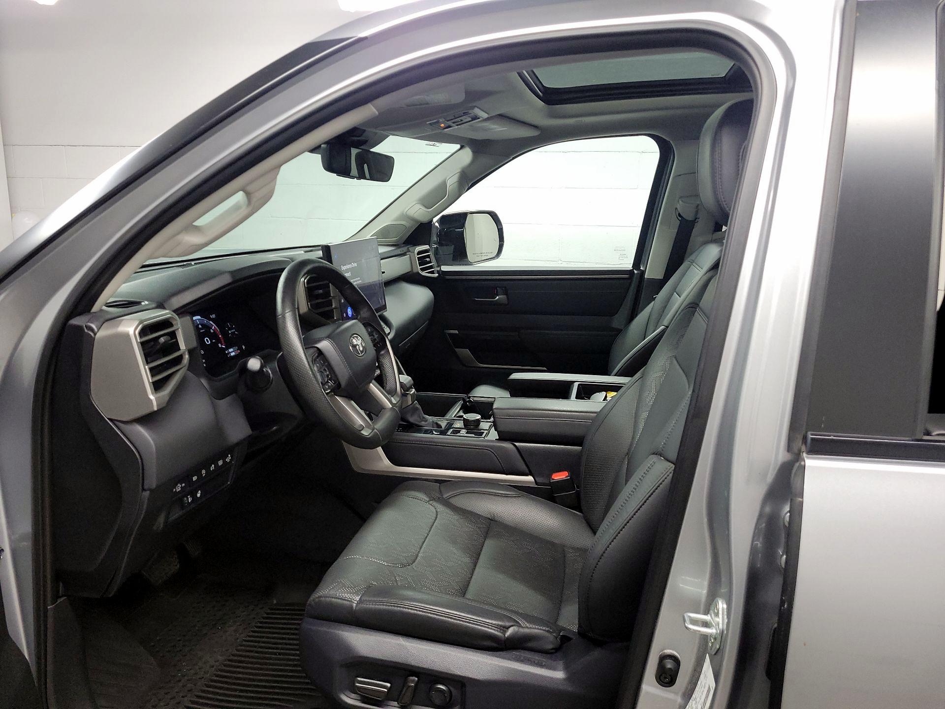 Thumbnail: 2024 Toyota Tundra - 11