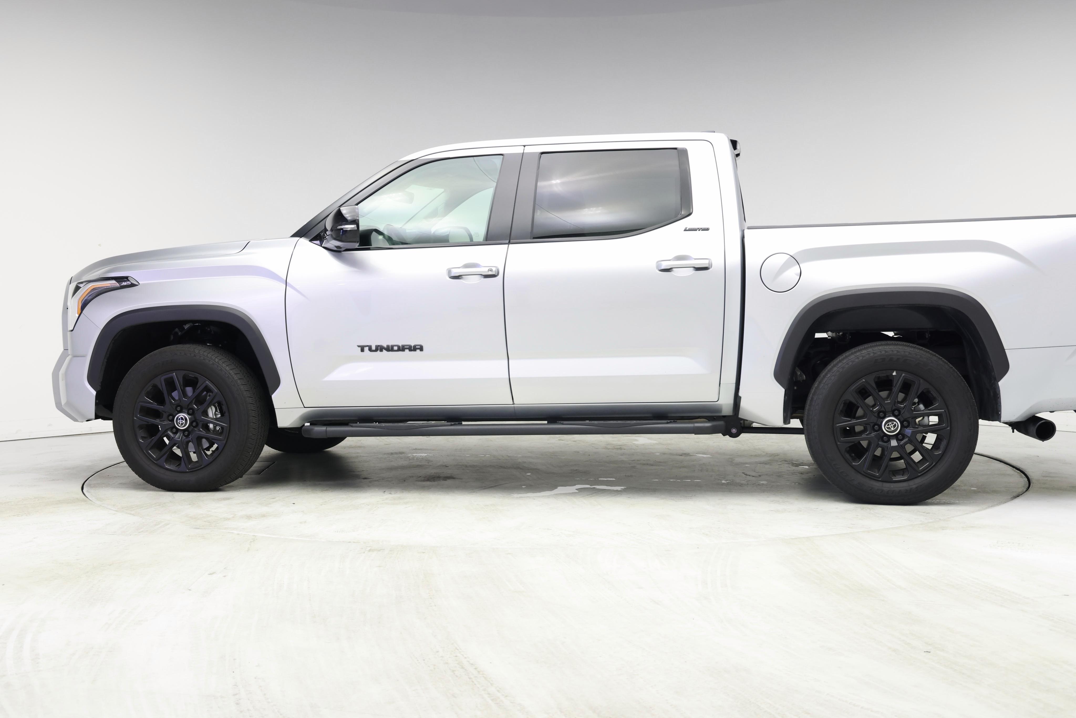 Thumbnail: 2024 Toyota Tundra - 3