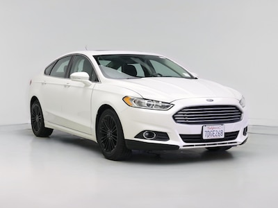 White 2014 Ford Fusion SE