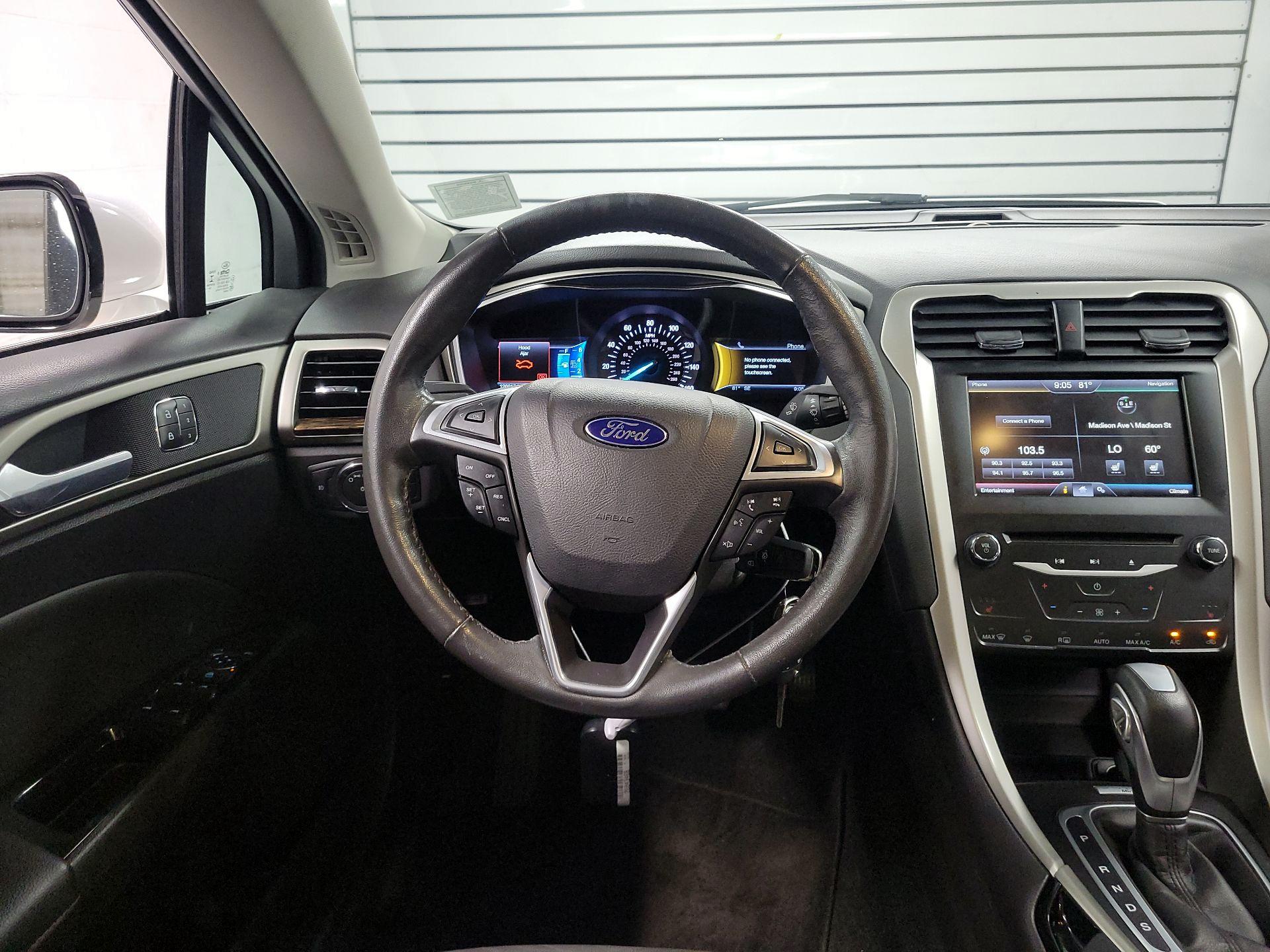 Thumbnail: 2014 Ford Fusion - 10