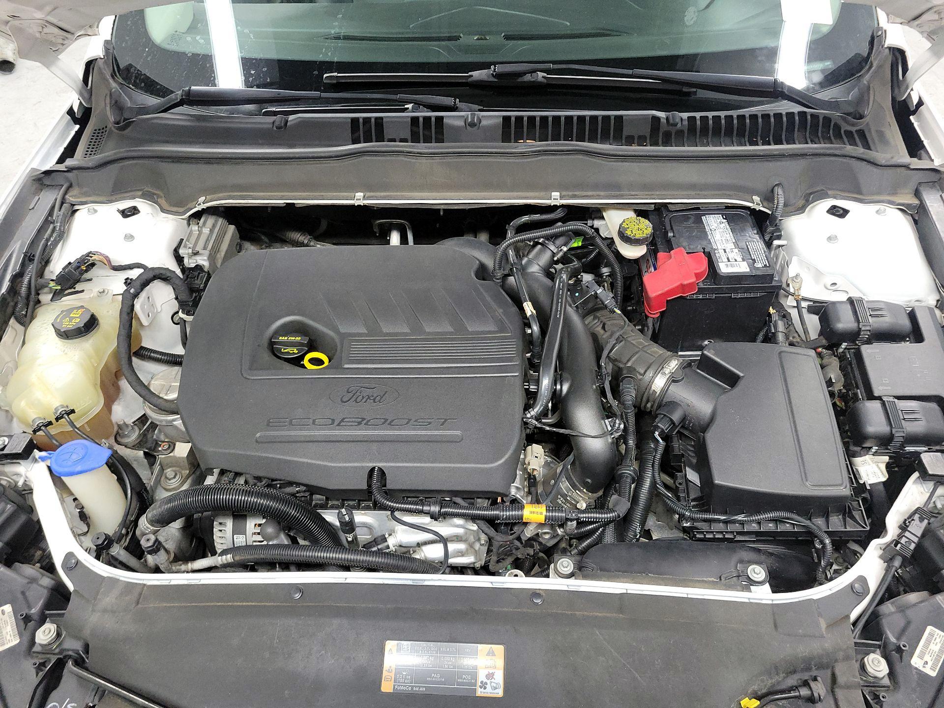 Thumbnail: 2014 Ford Fusion - 18