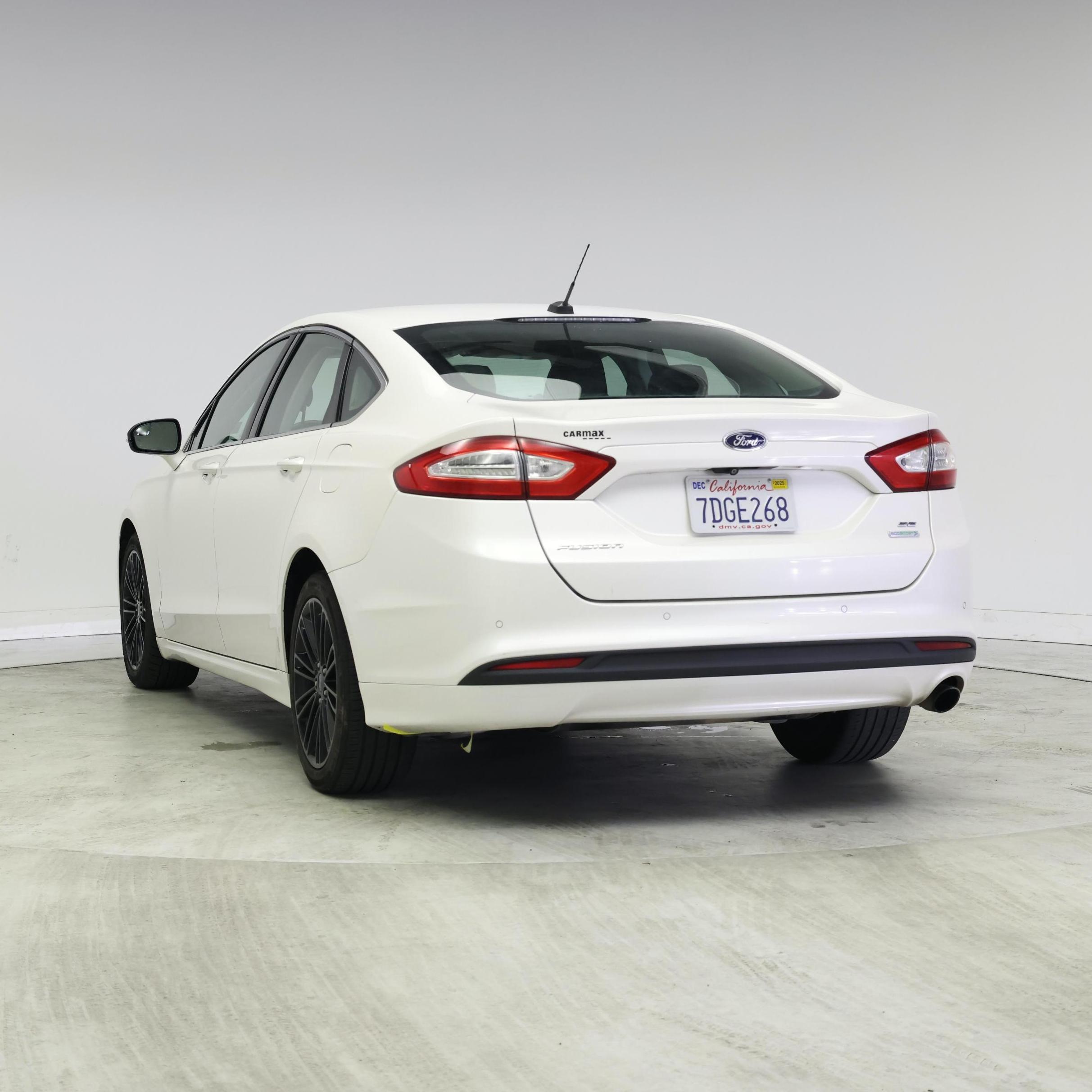 Thumbnail: 2014 Ford Fusion - 2