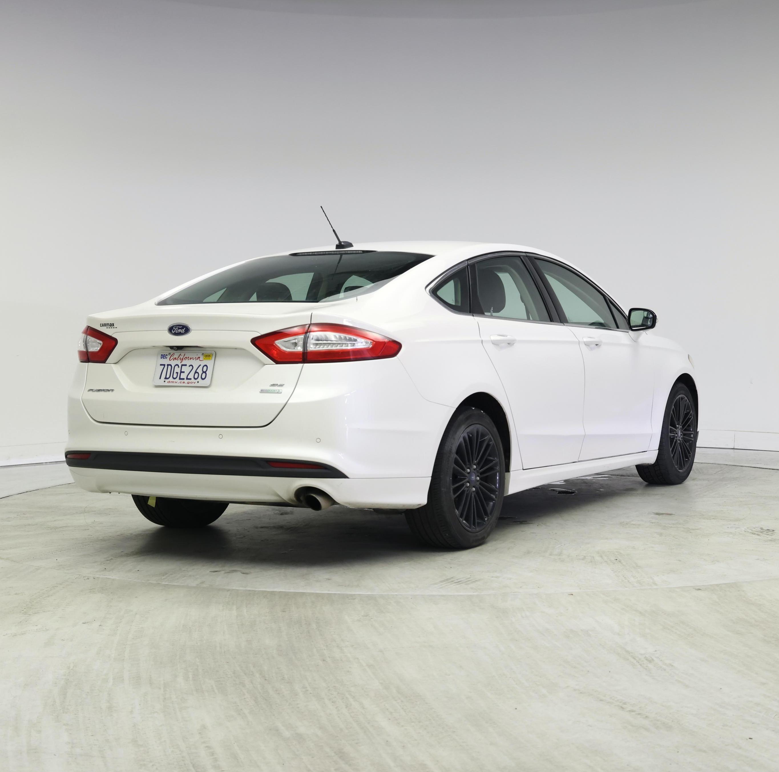 Thumbnail: 2014 Ford Fusion - 8