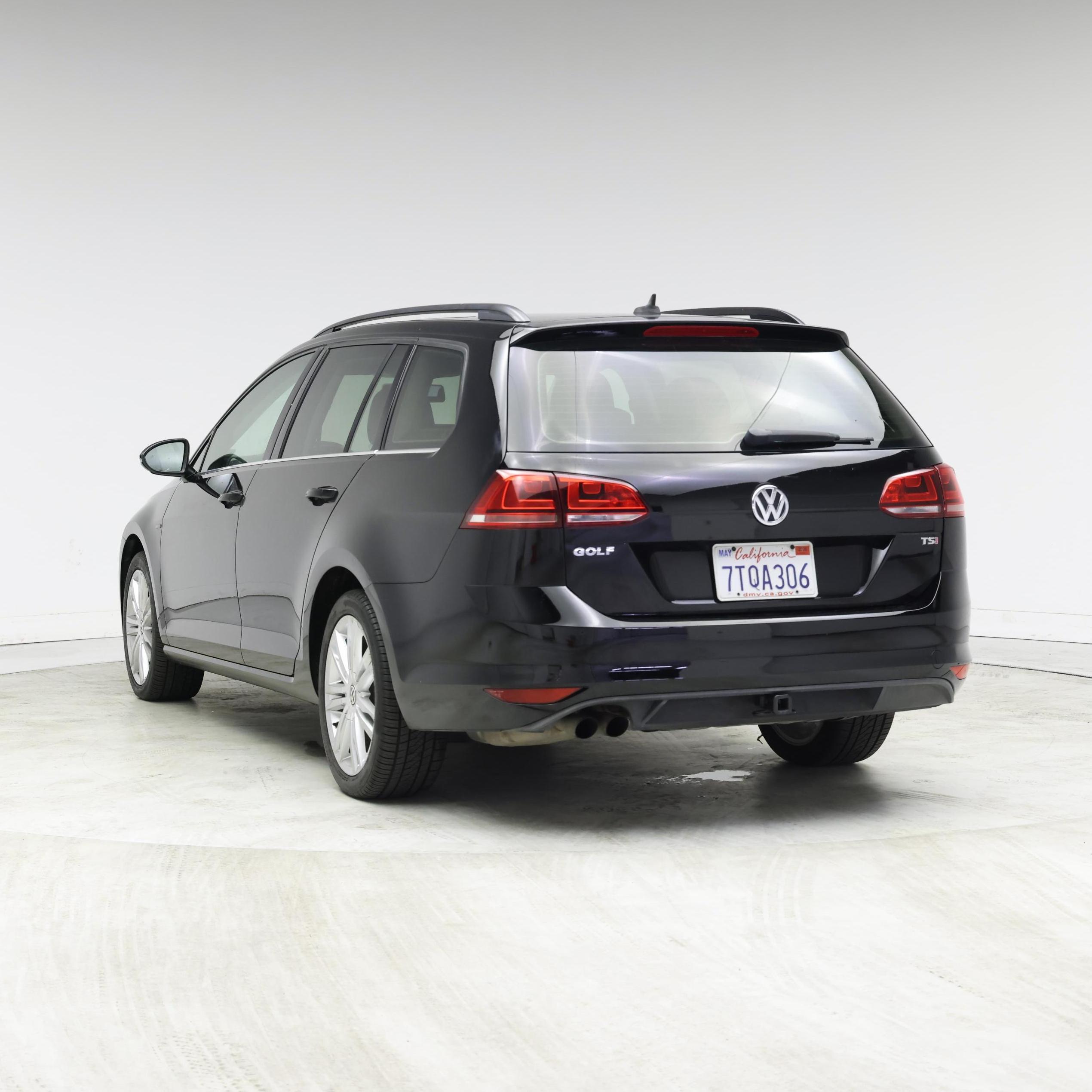 Thumbnail: 2016 Volkswagen Golf - 2