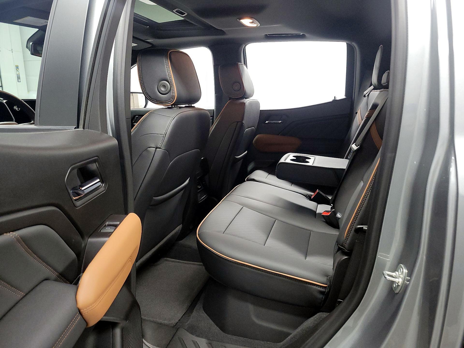Thumbnail: 2024 GMC Canyon - 20