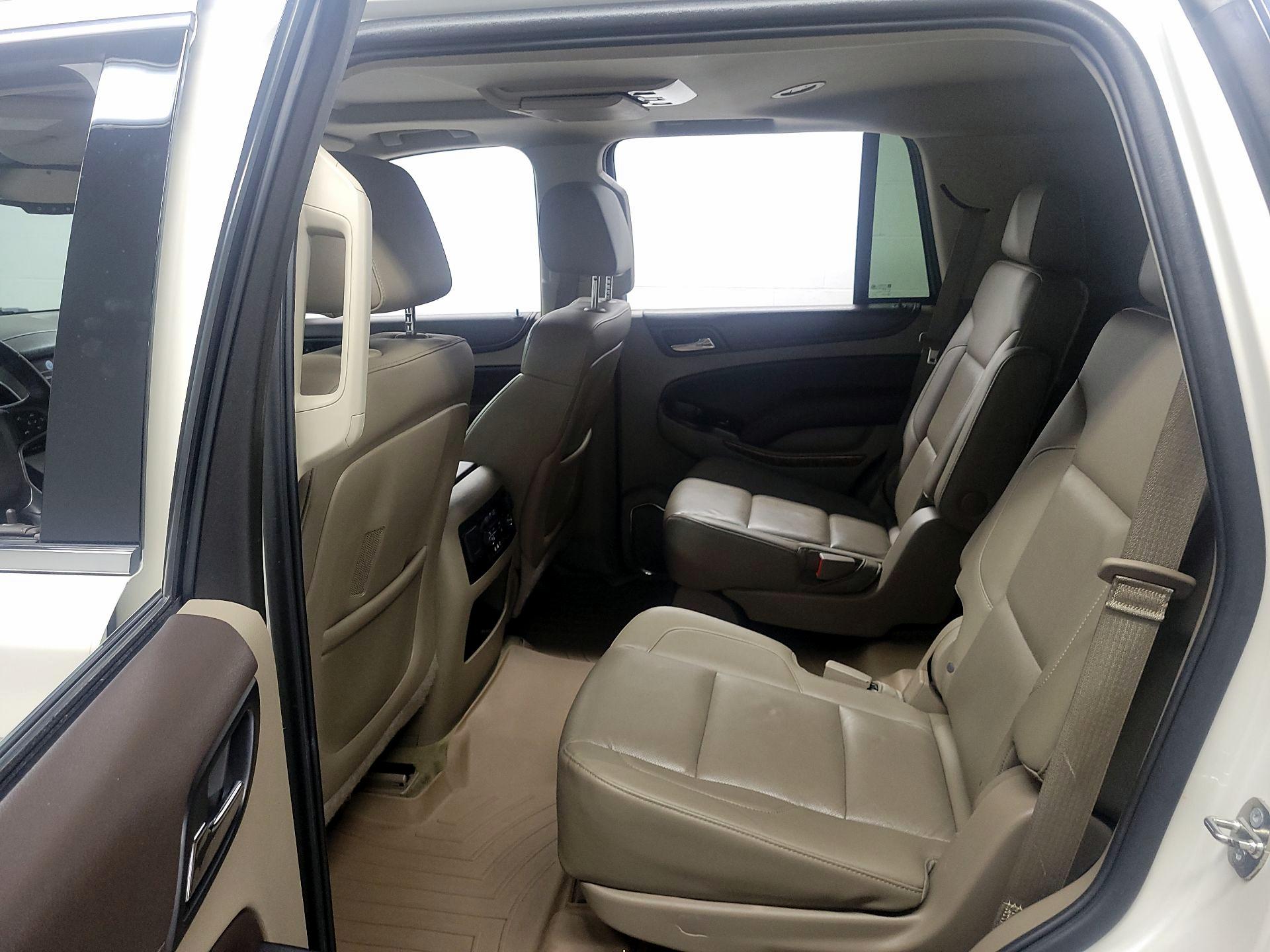 Thumbnail: 2015 Chevrolet Tahoe - 18
