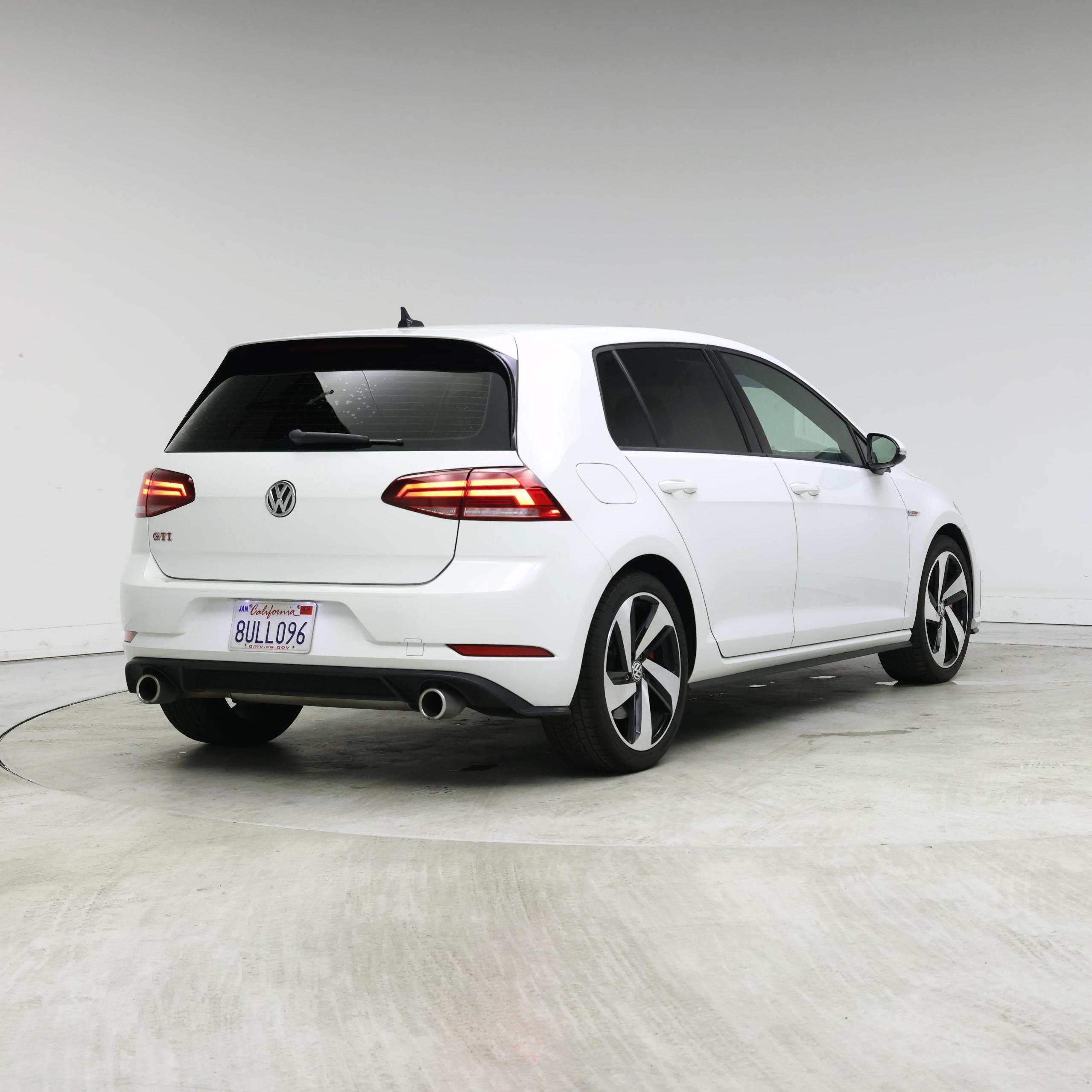 Thumbnail: 2020 Volkswagen Golf - 8