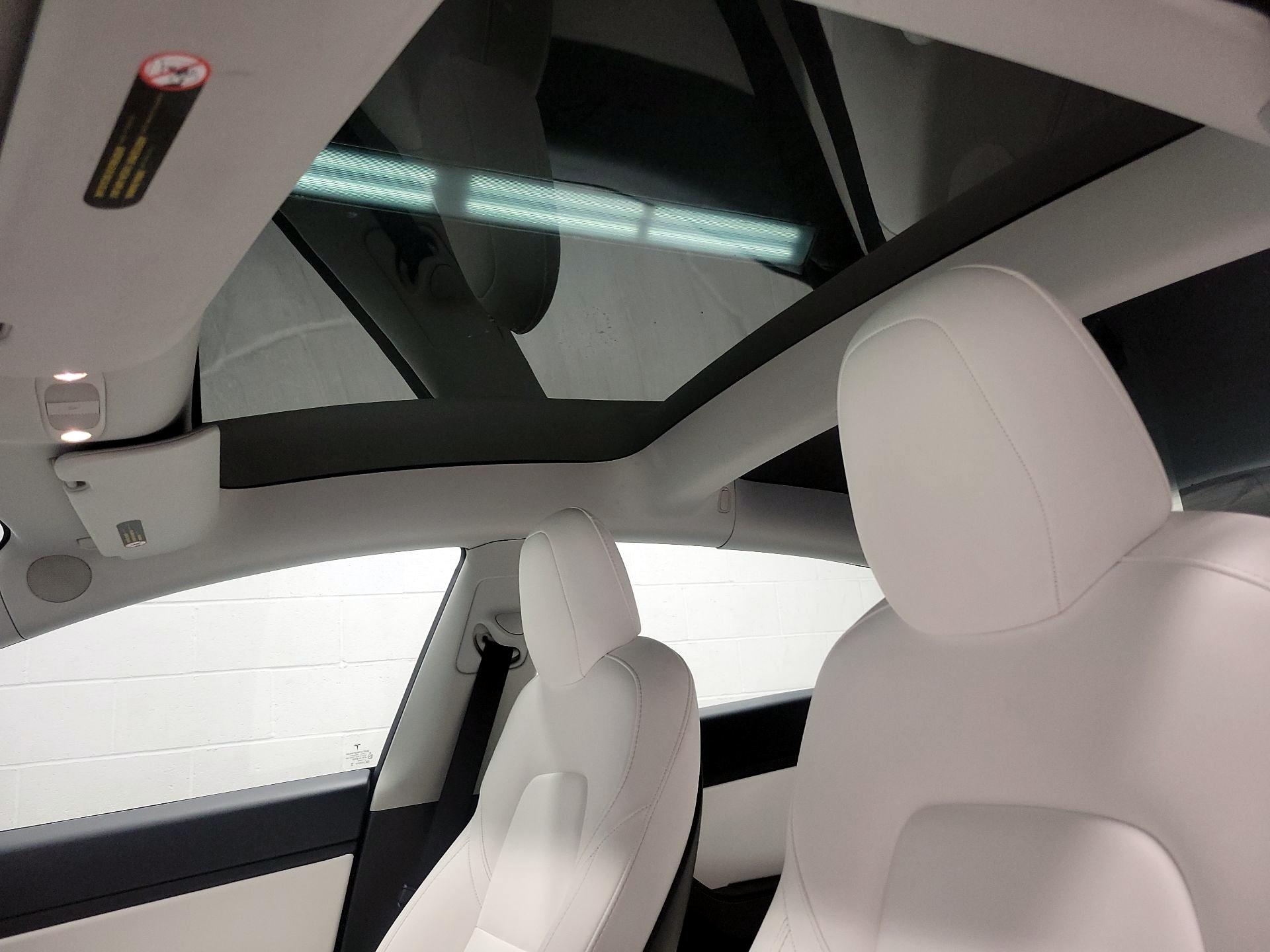 Thumbnail: 2021 Tesla Model 3 - 19