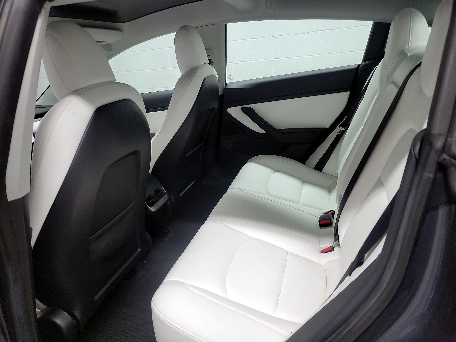 Thumbnail: 2021 Tesla Model 3 - 20