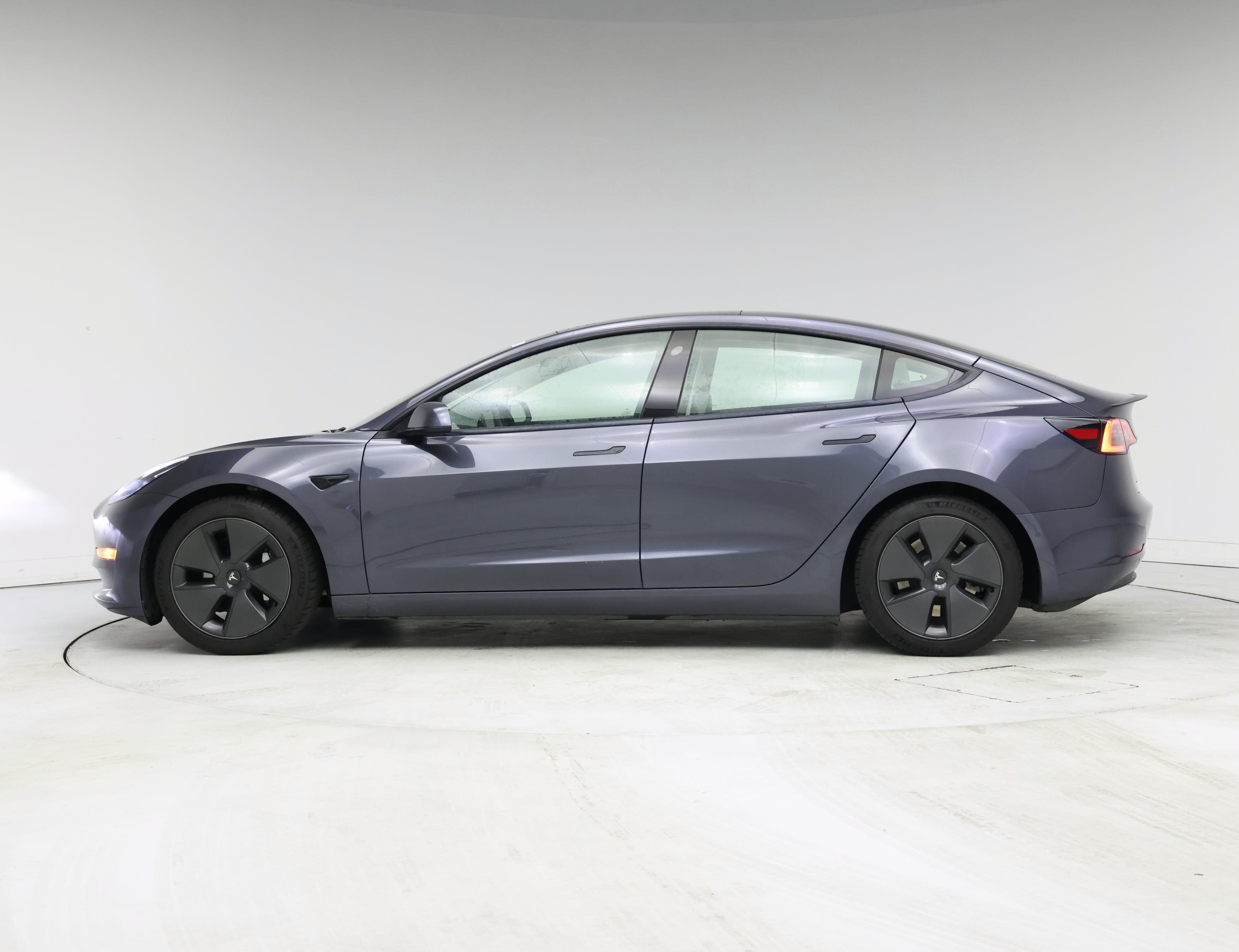 Thumbnail: 2021 Tesla Model 3 - 3