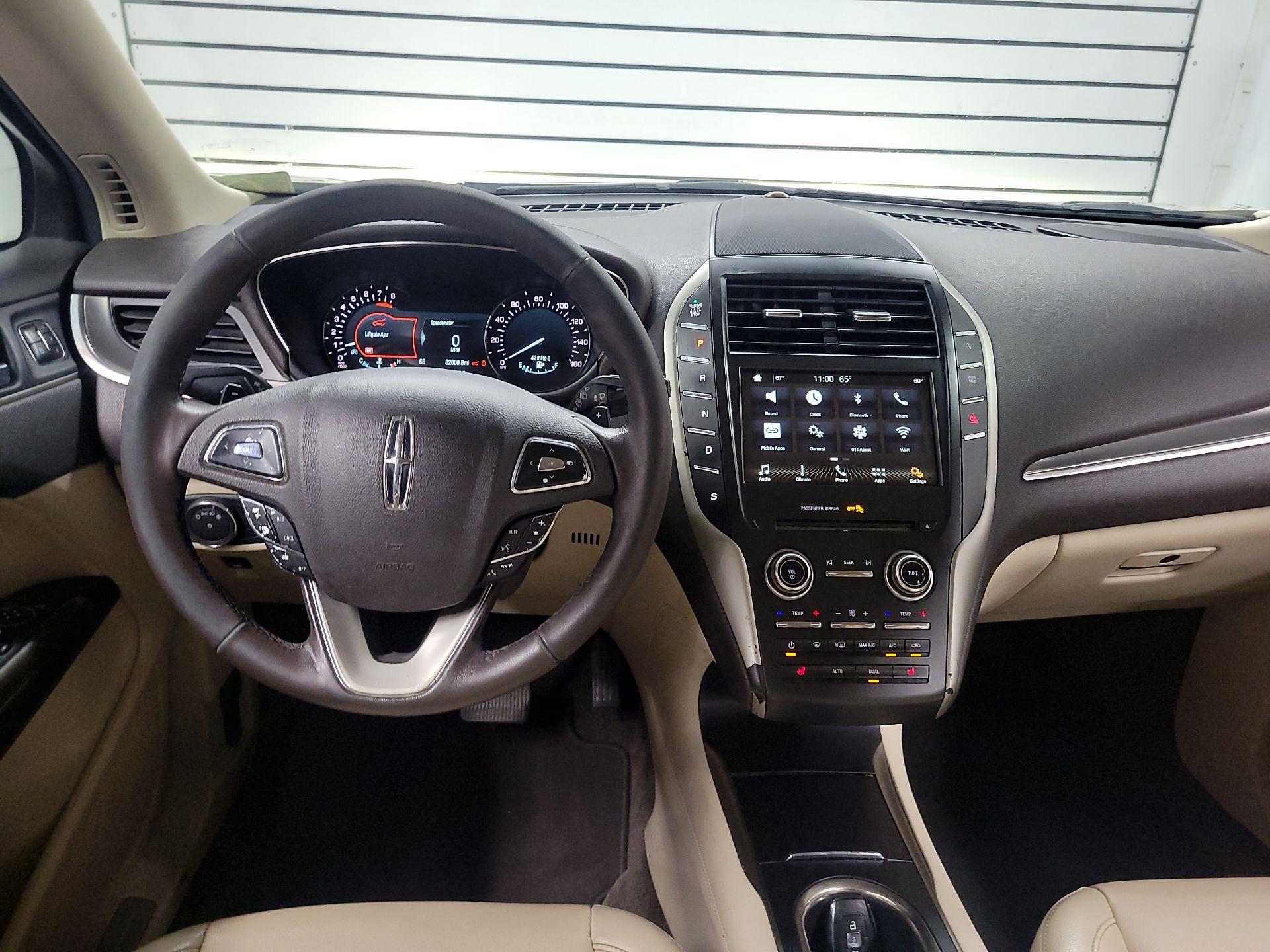 Thumbnail: 2017 Lincoln MKC - 9