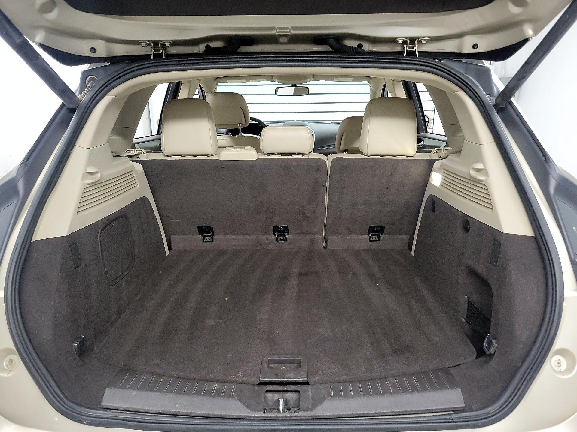 Thumbnail: 2017 Lincoln MKC - 18