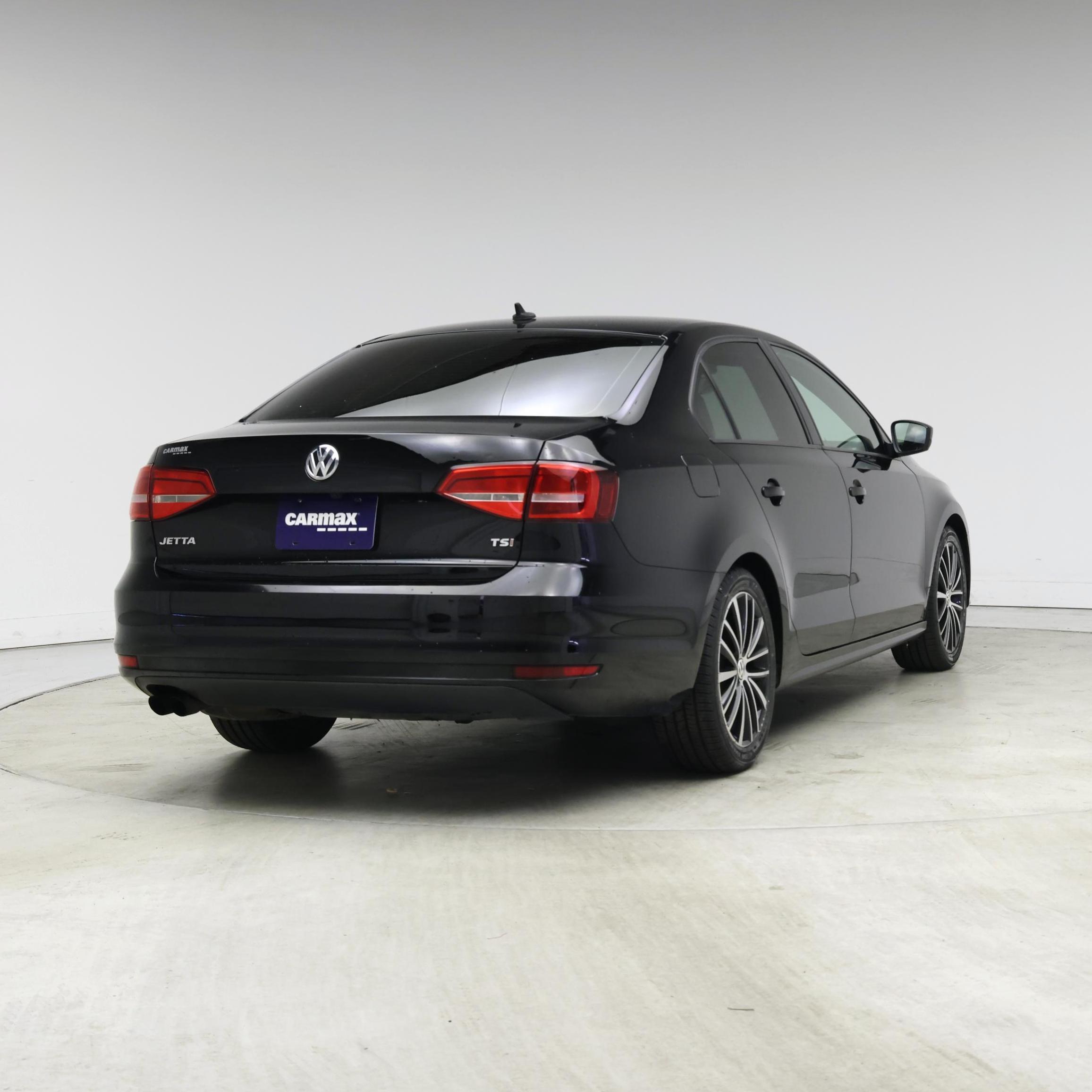 Thumbnail: 2015 Volkswagen Jetta - 8