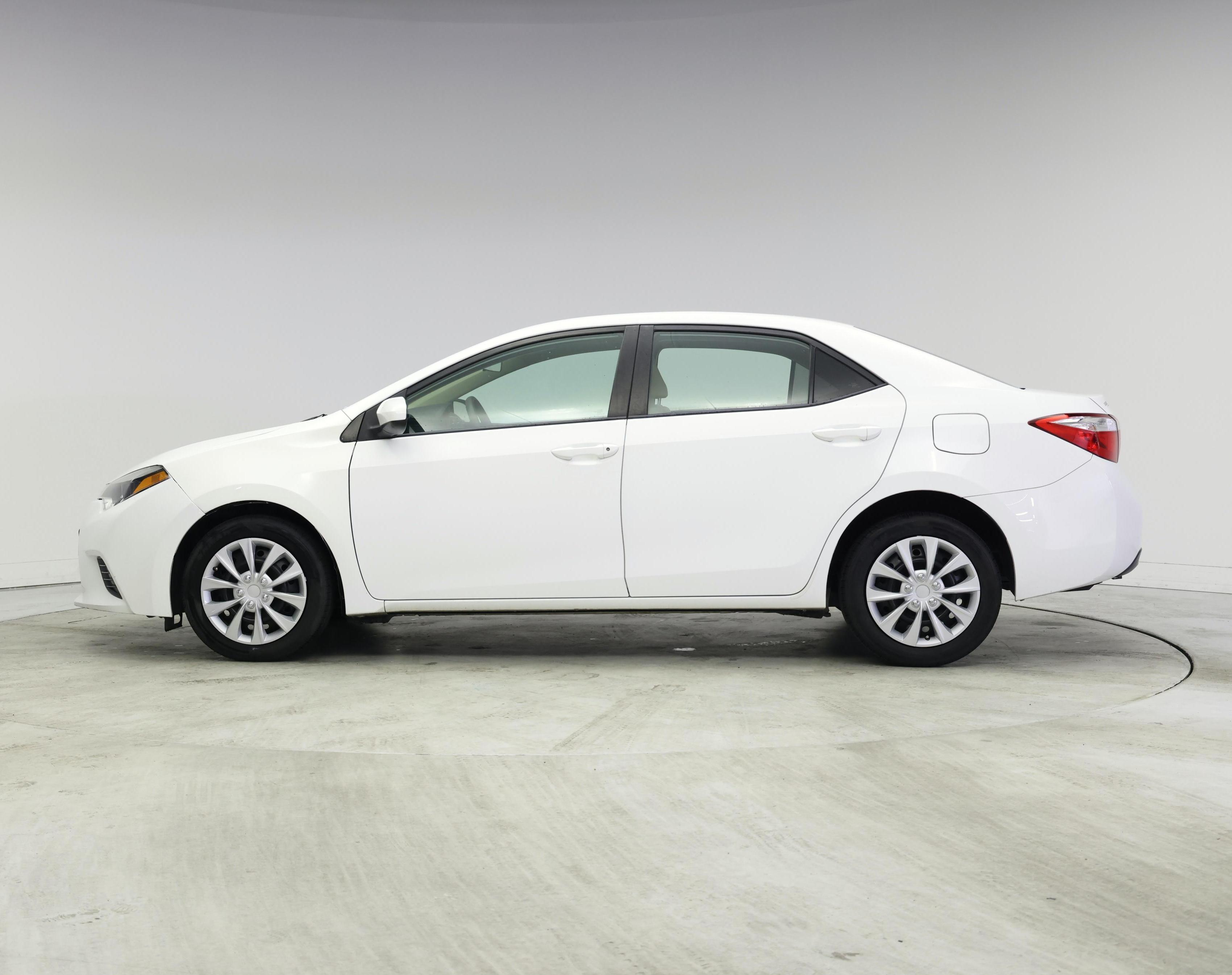 Thumbnail: 2016 Toyota Corolla - 3