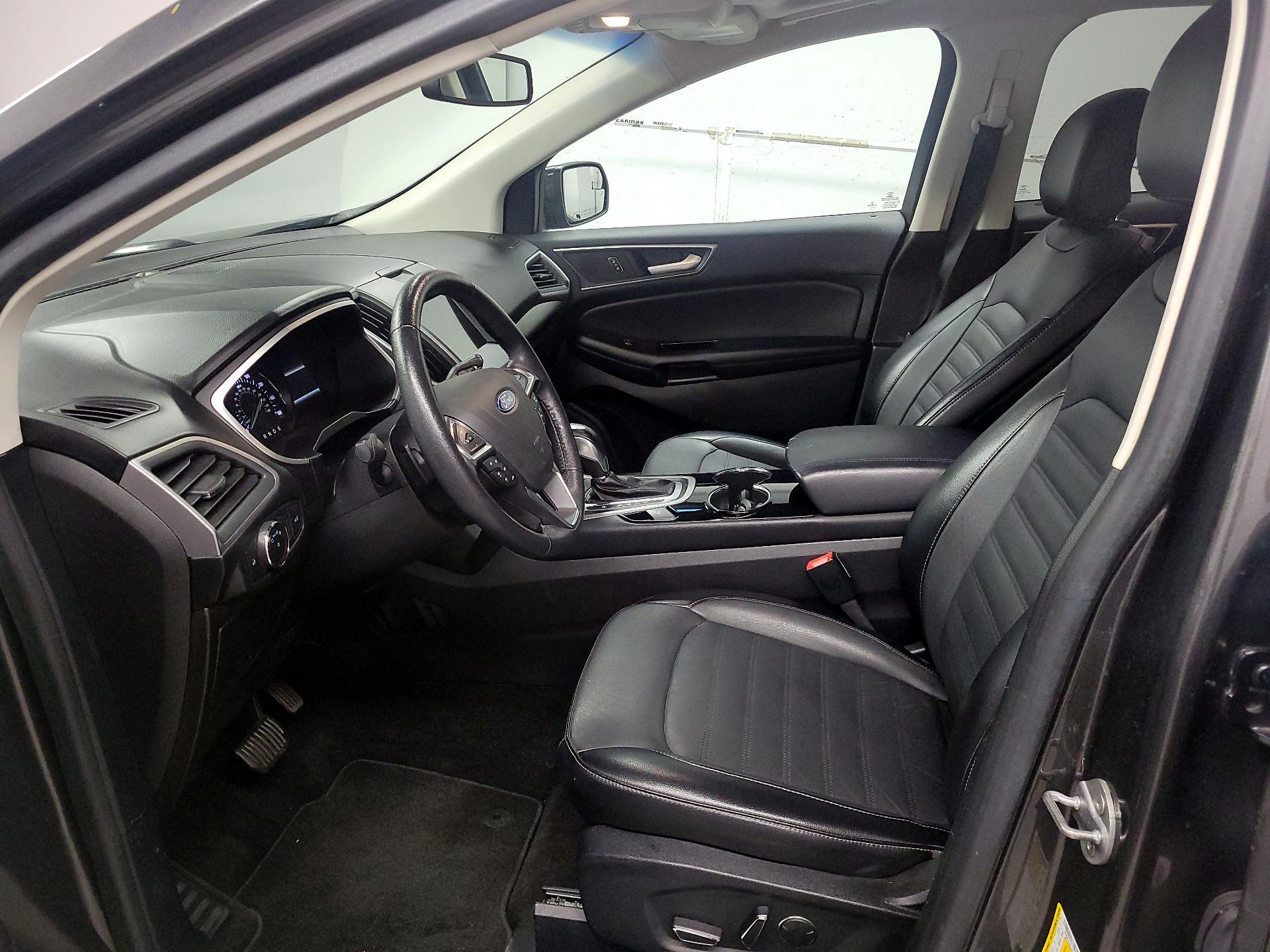 Thumbnail: 2018 Ford Edge - 11