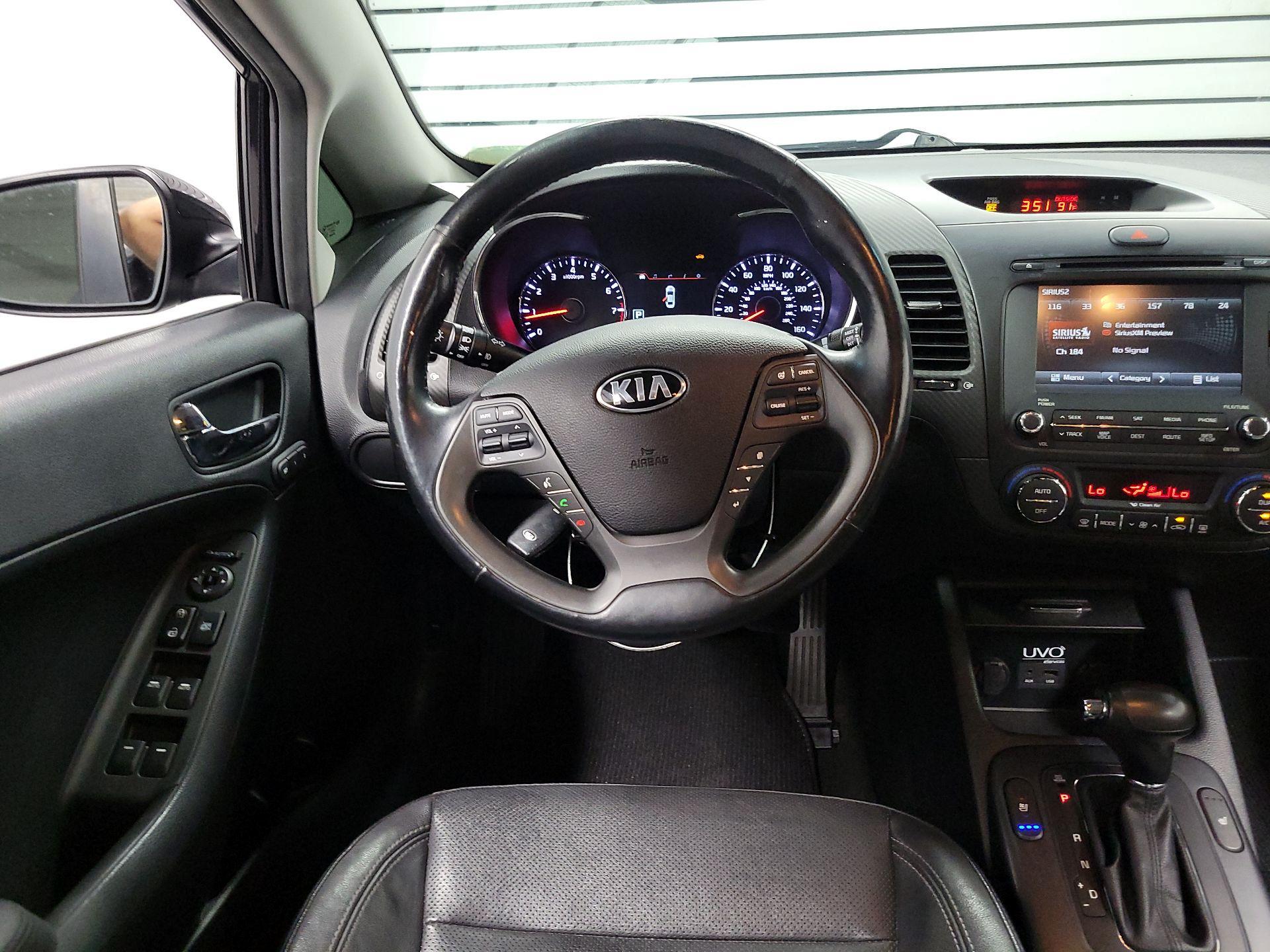 Thumbnail: 2015 Kia Forte - 10