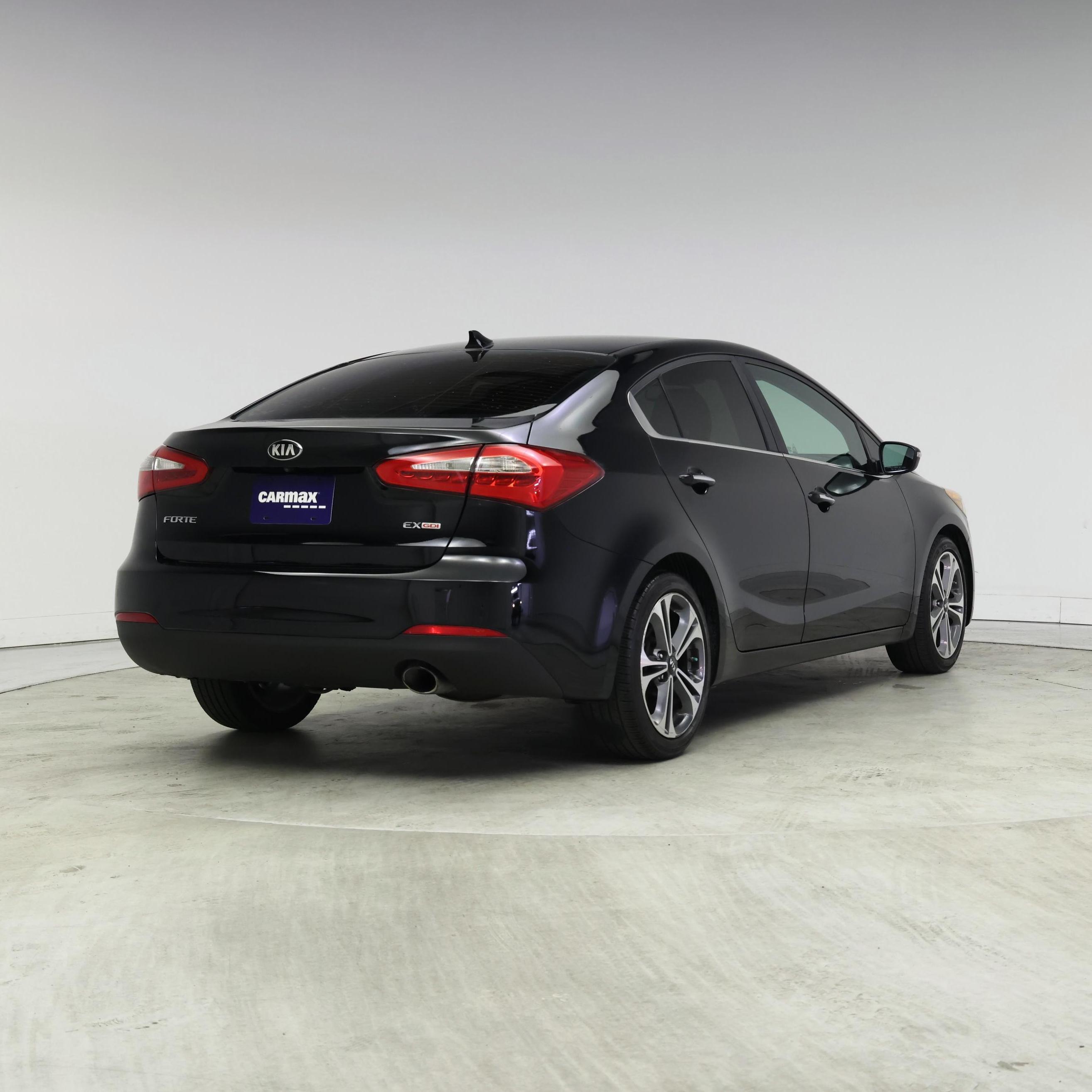 Thumbnail: 2015 Kia Forte - 8