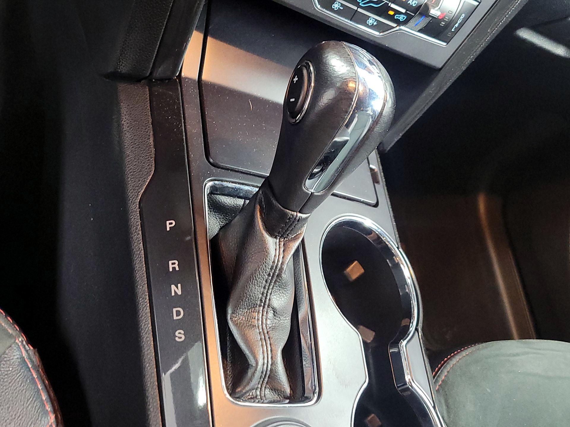 Thumbnail: 2019 Ford Explorer - 16