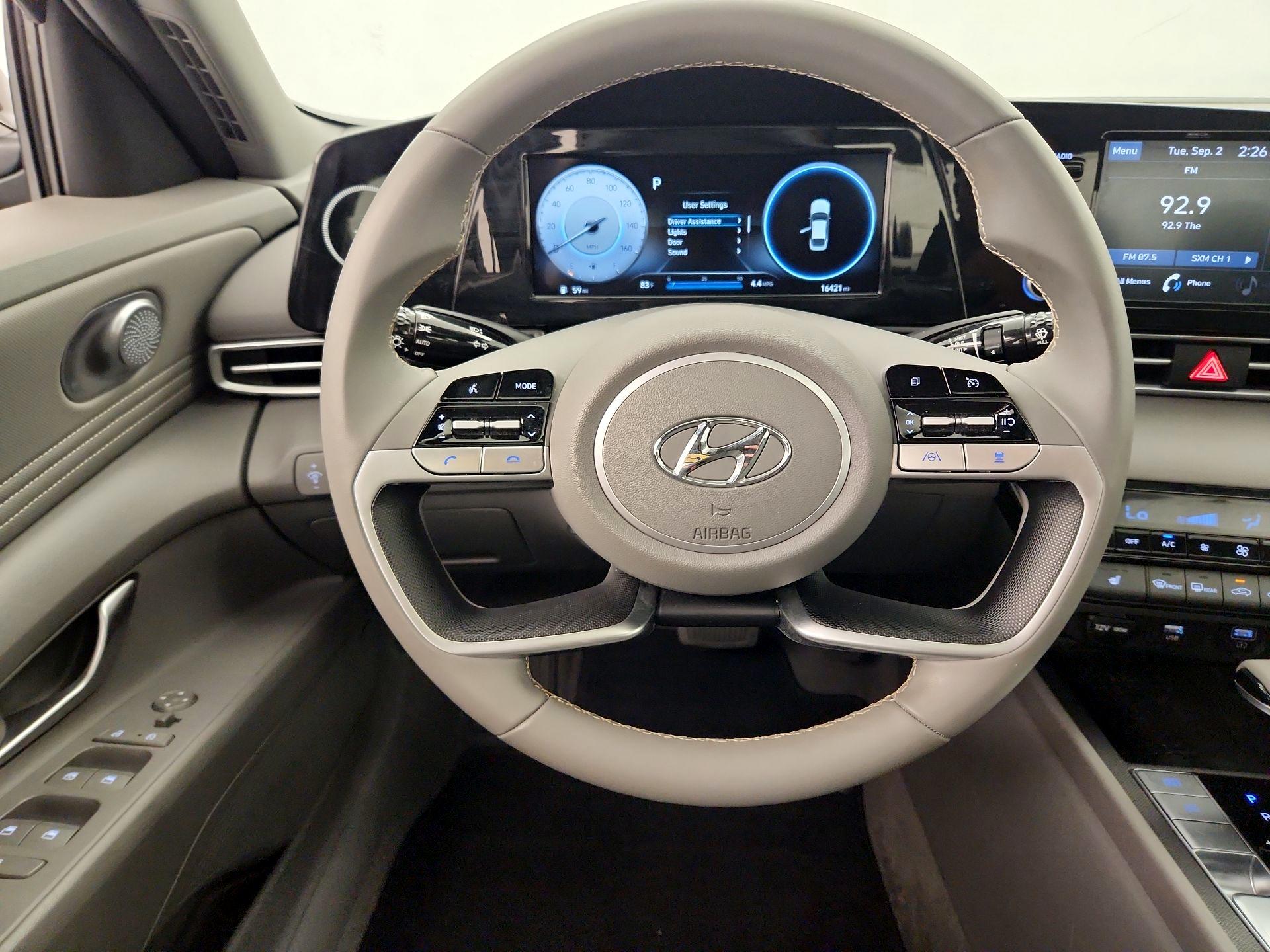 Thumbnail: 2022 Hyundai Elantra - 10