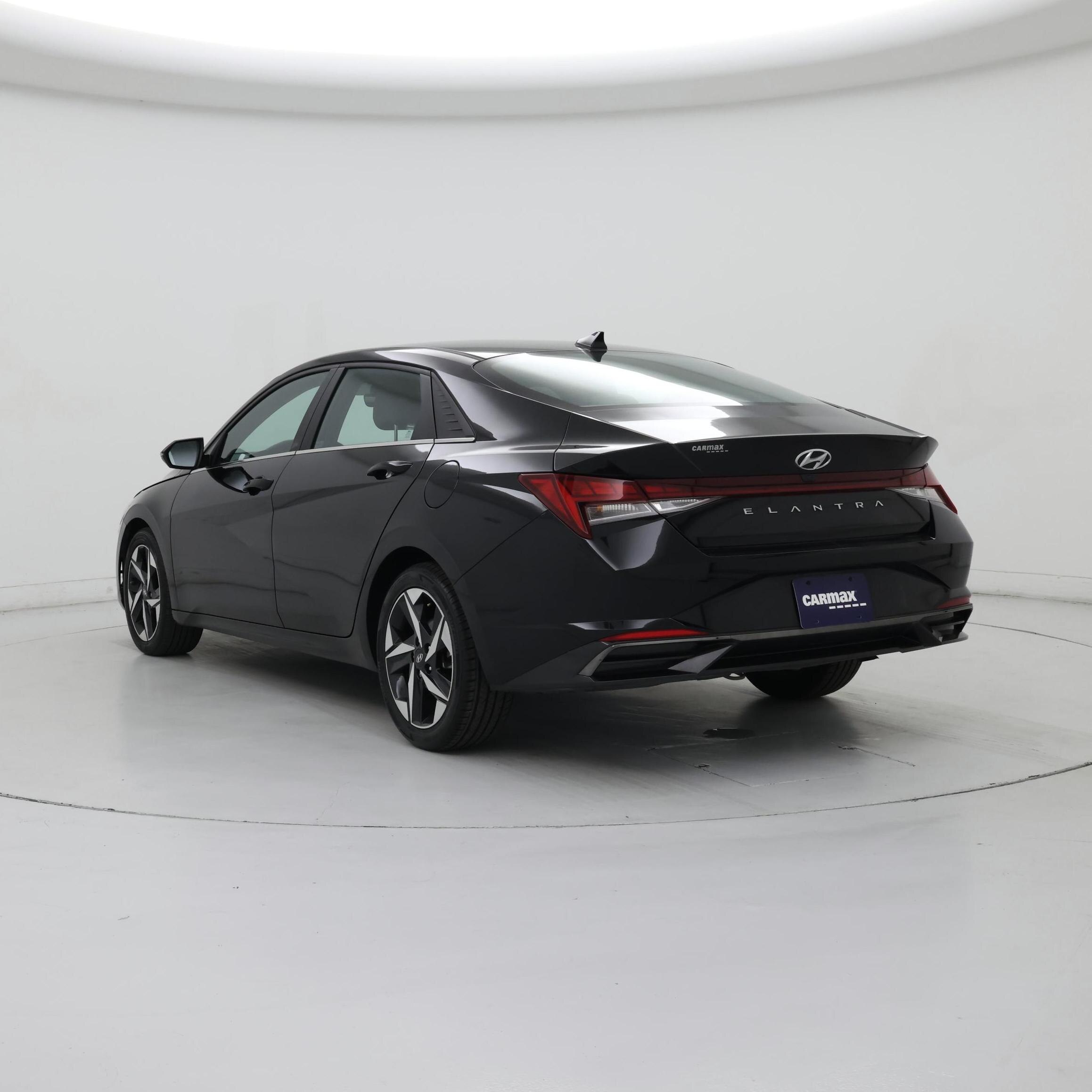 Thumbnail: 2022 Hyundai Elantra - 2