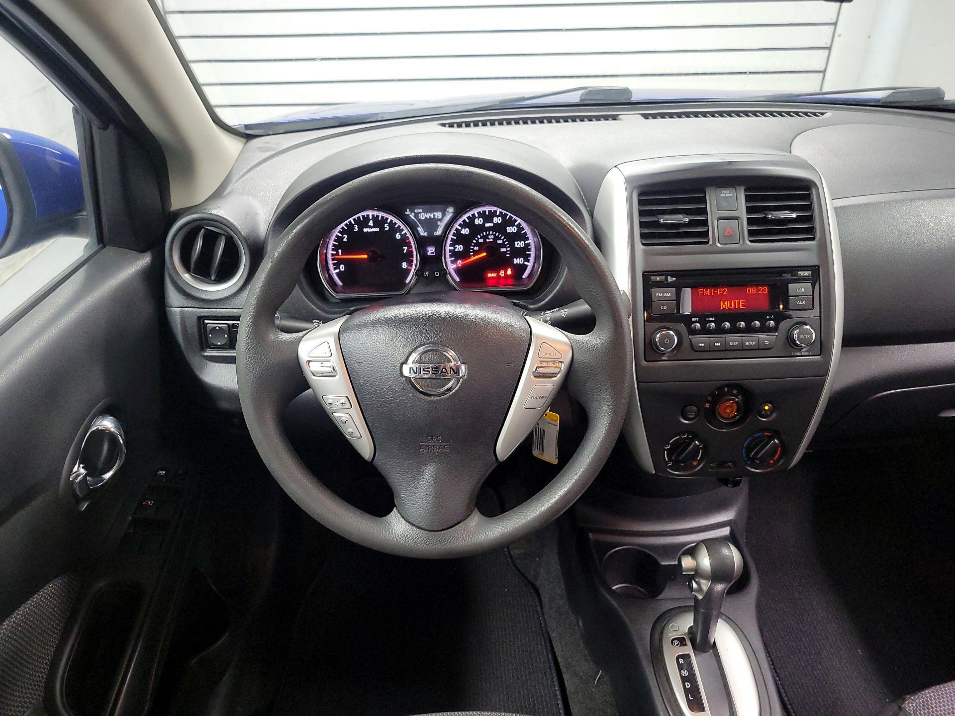 Thumbnail: 2015 Nissan Versa - 10