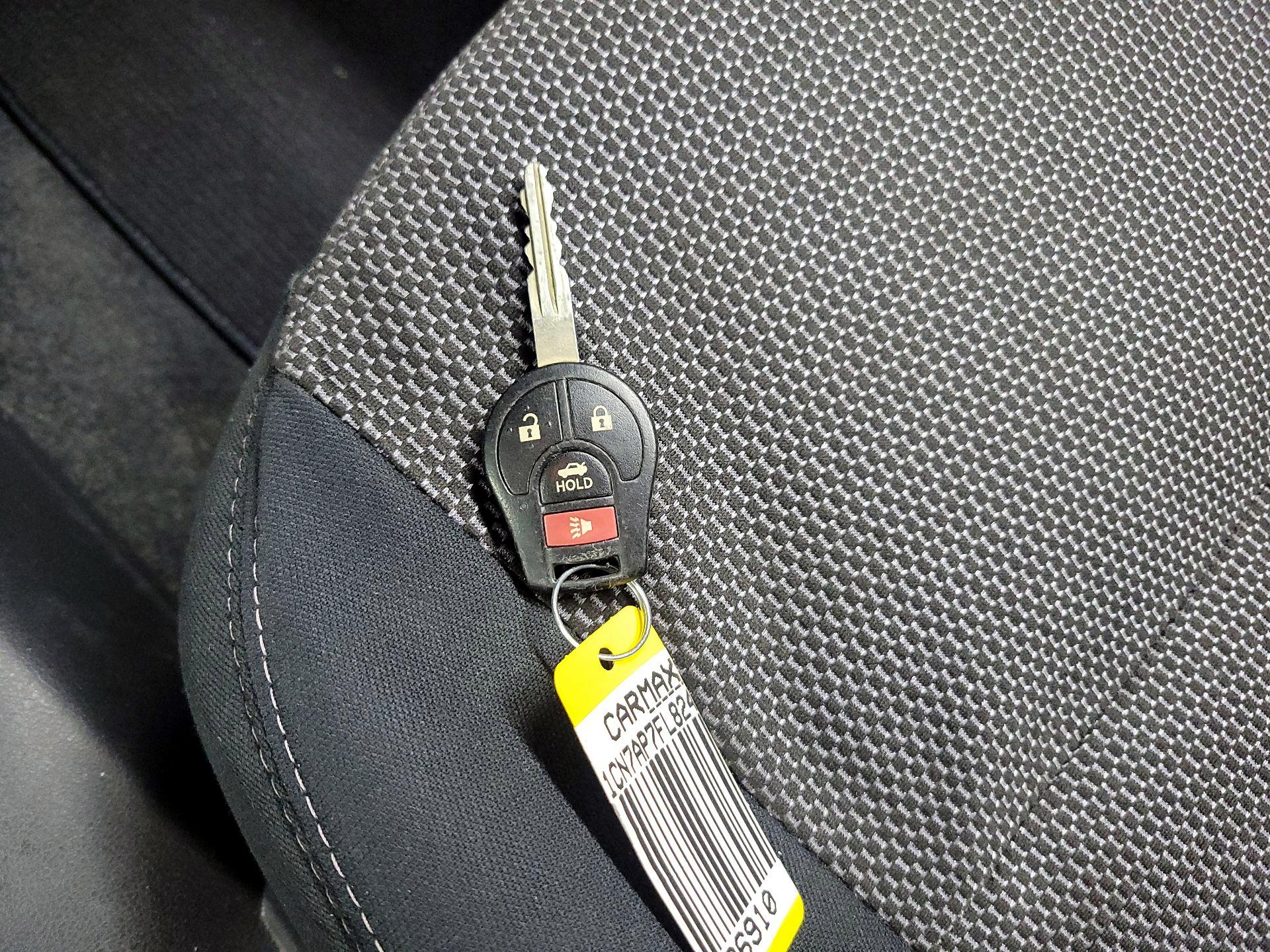 Thumbnail: 2015 Nissan Versa - 20