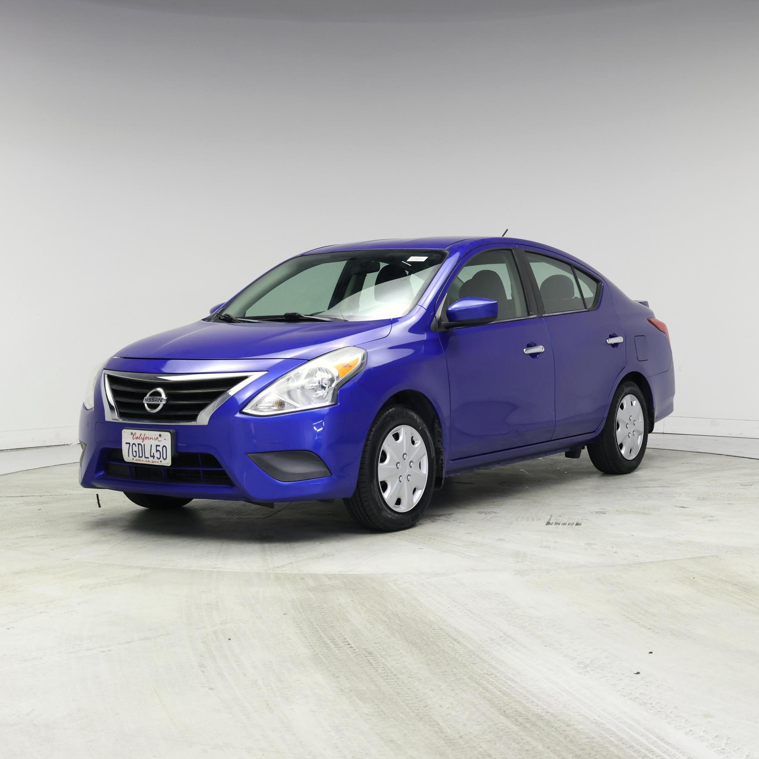 Thumbnail: 2015 Nissan Versa - 4