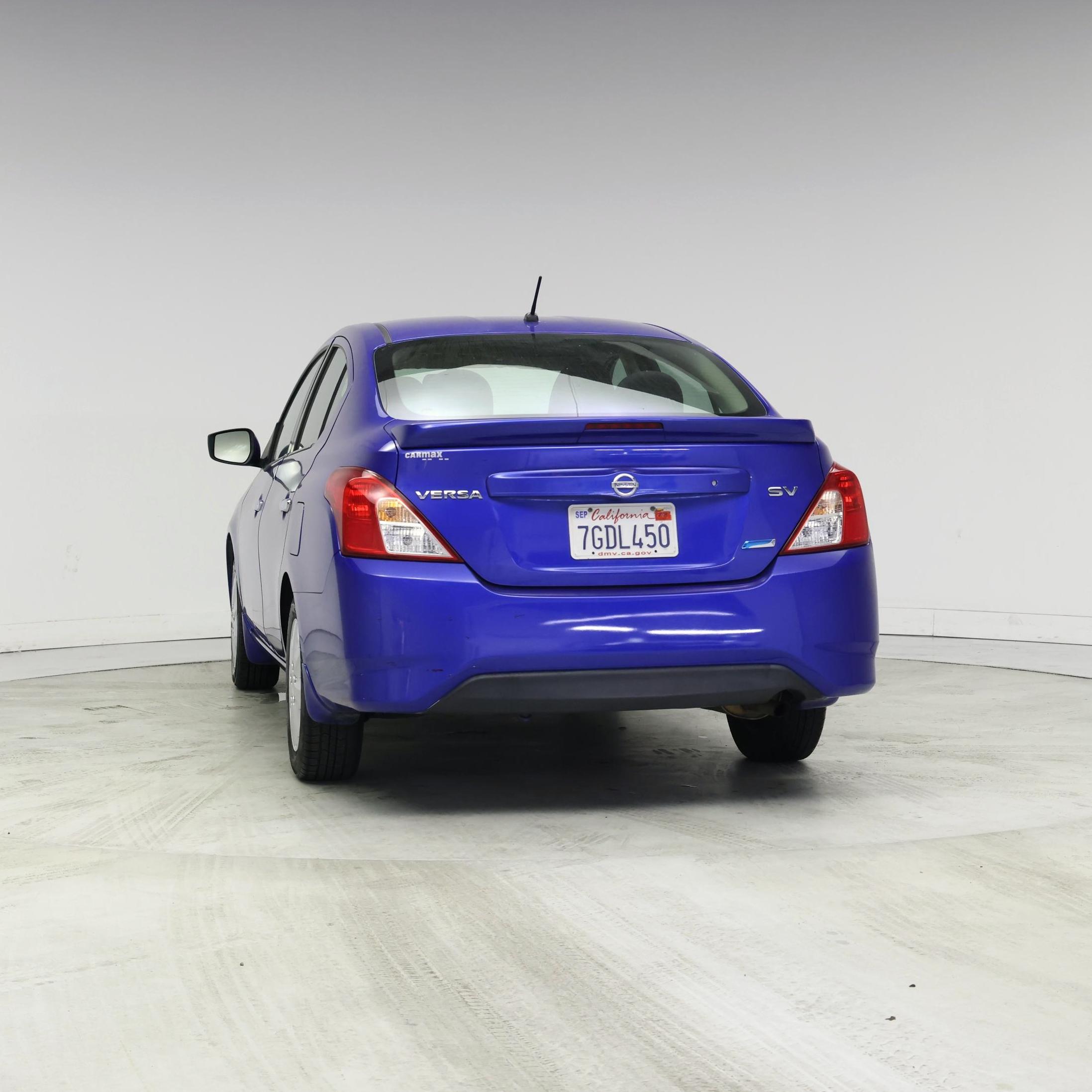 Thumbnail: 2015 Nissan Versa - 6