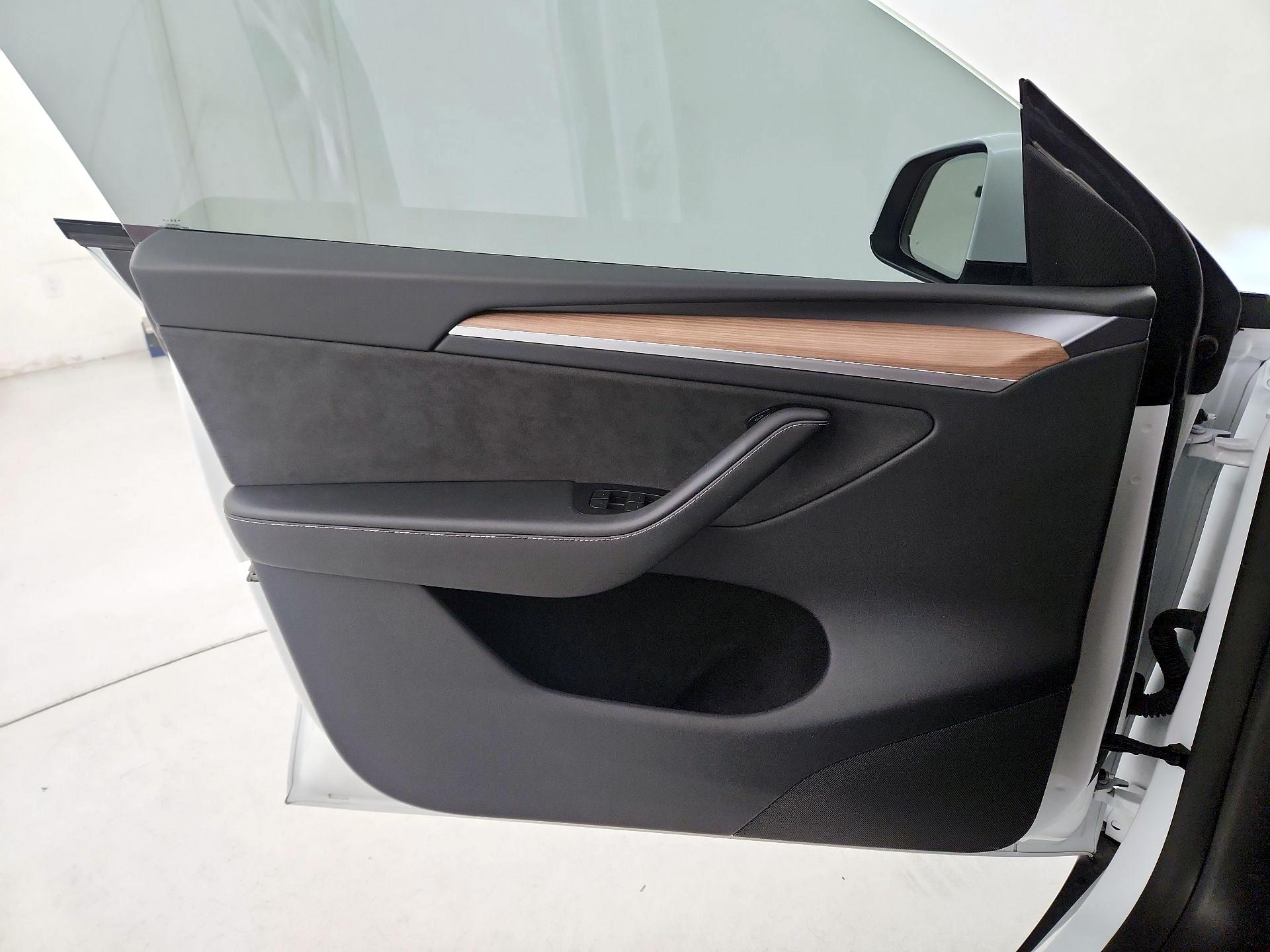 Thumbnail: 2024 Tesla Model Y - 12