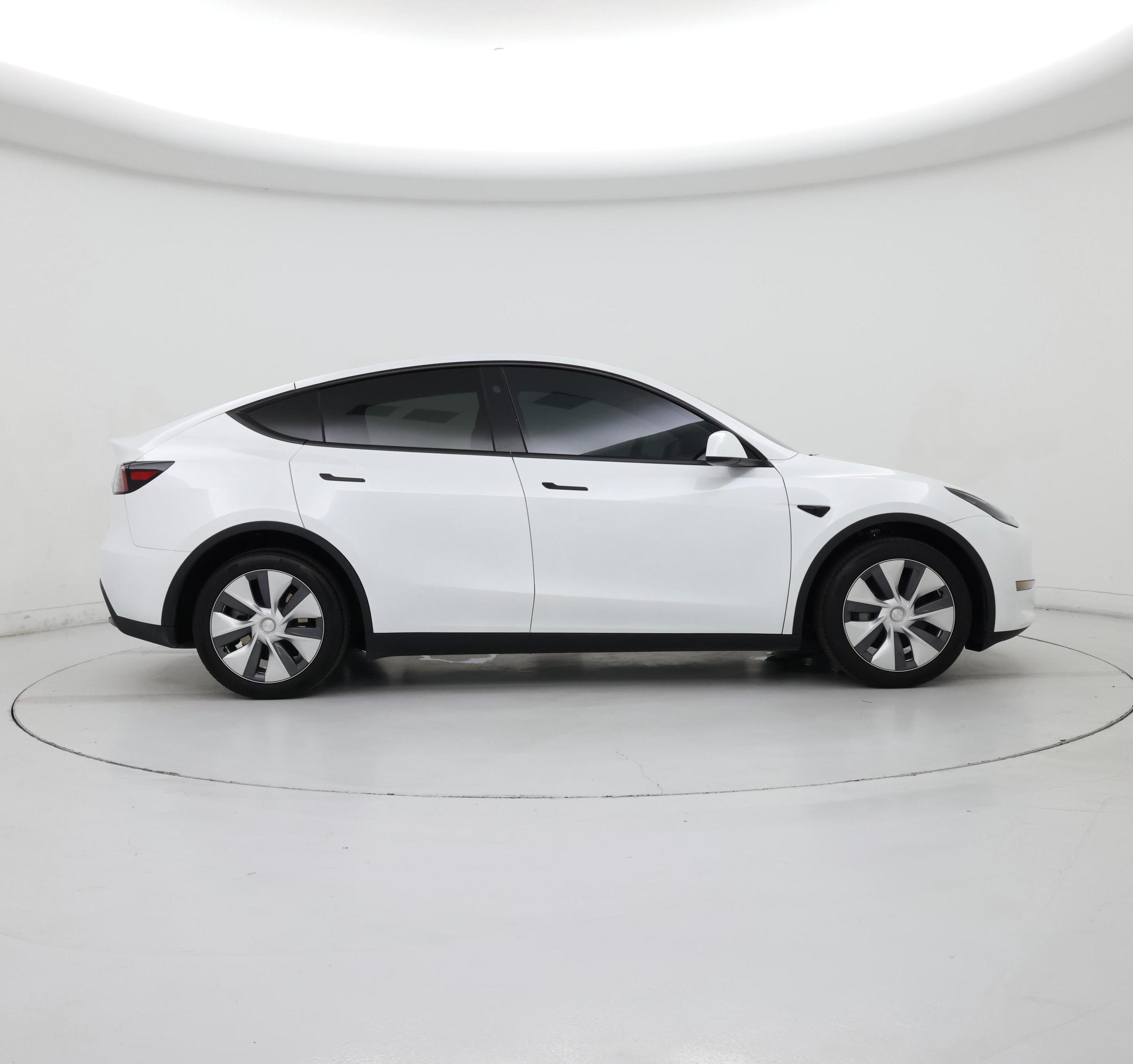Thumbnail: 2024 Tesla Model Y - 7