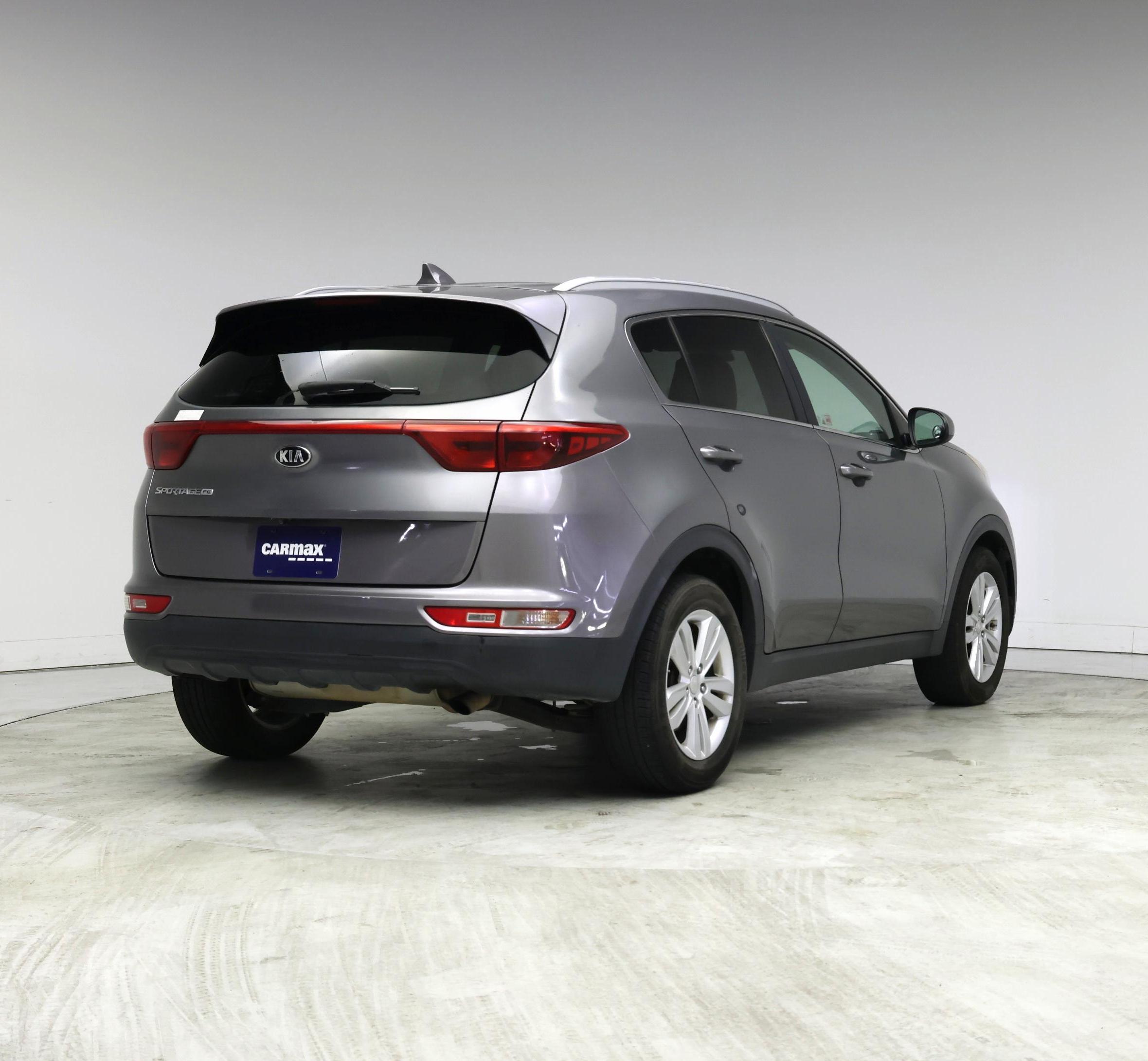 Thumbnail: 2017 Kia Sportage - 8