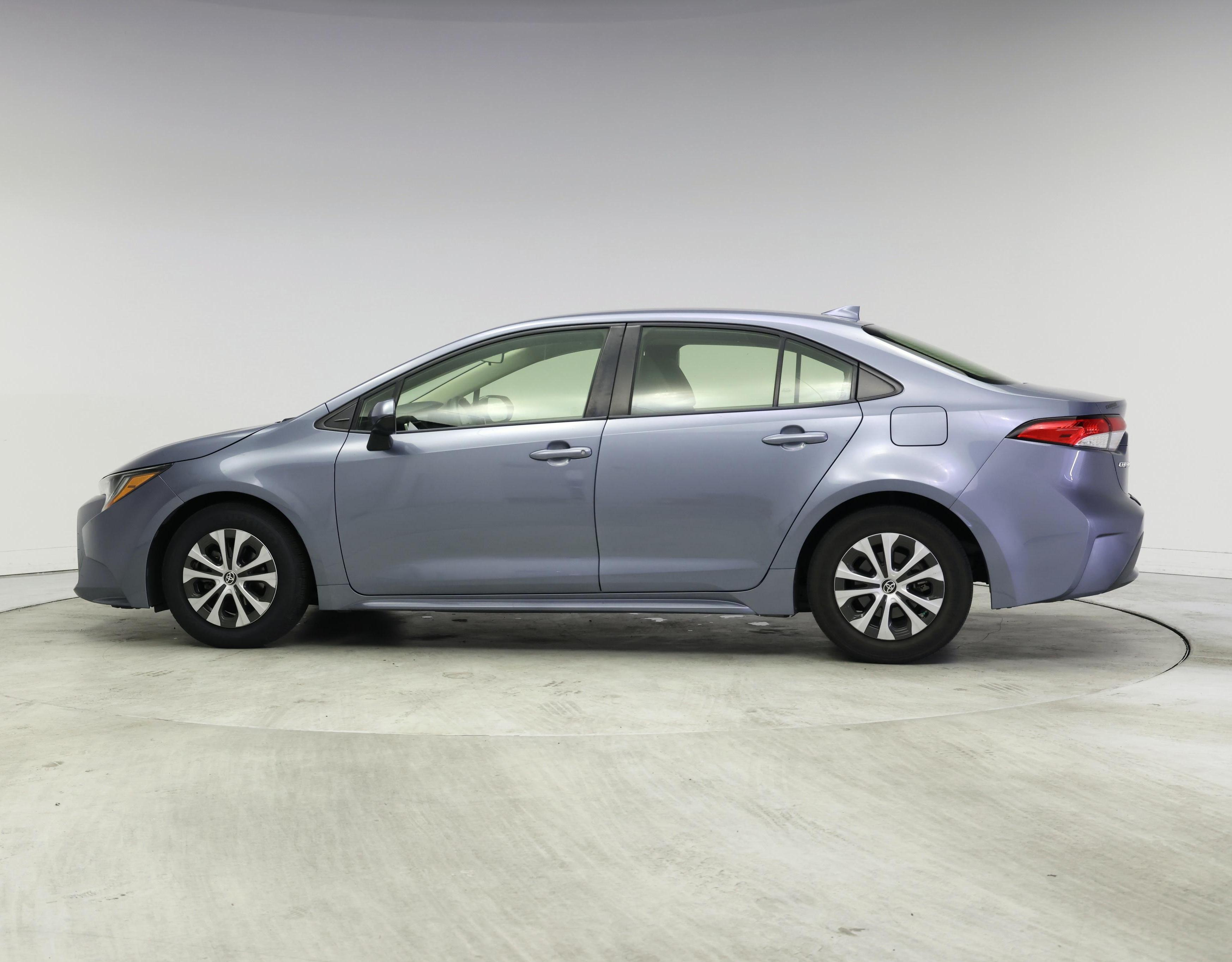 Thumbnail: 2022 Toyota Corolla - 3