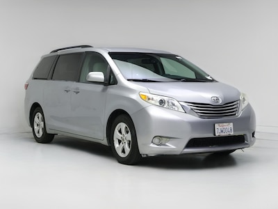 Silver 2015 Toyota Sienna LE