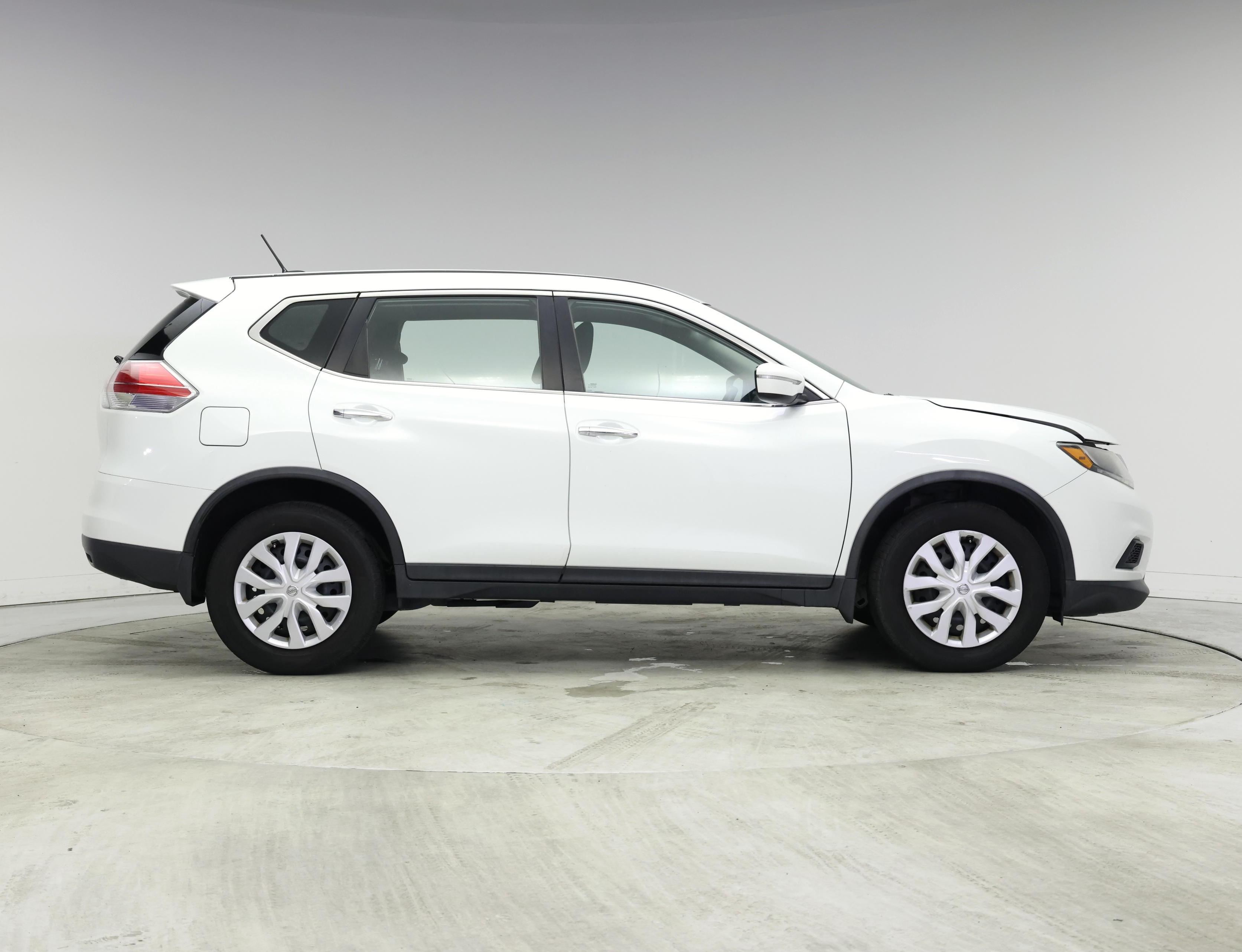 Thumbnail: 2015 Nissan Rogue - 7