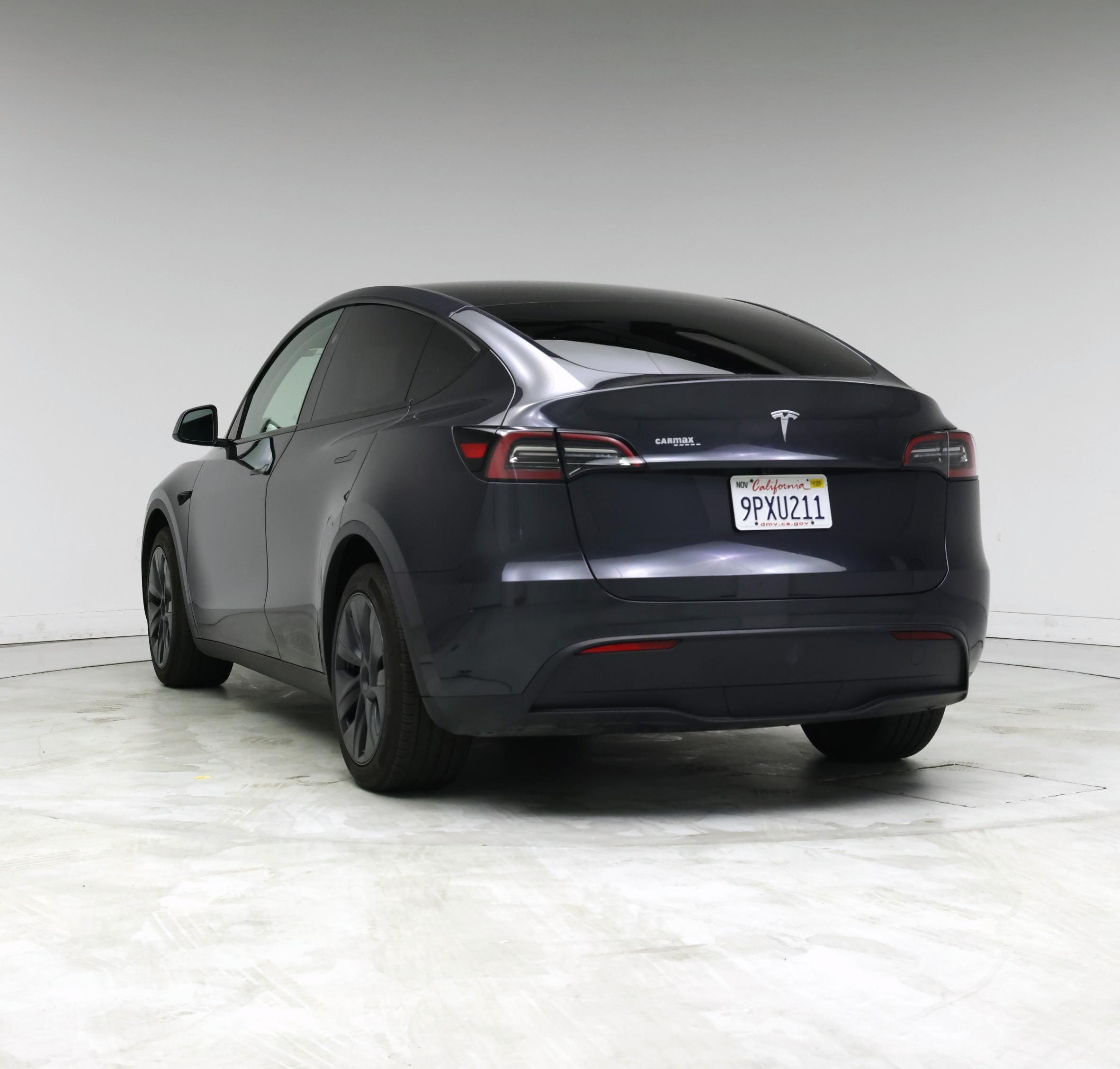 Thumbnail: 2025 Tesla Model Y - 2