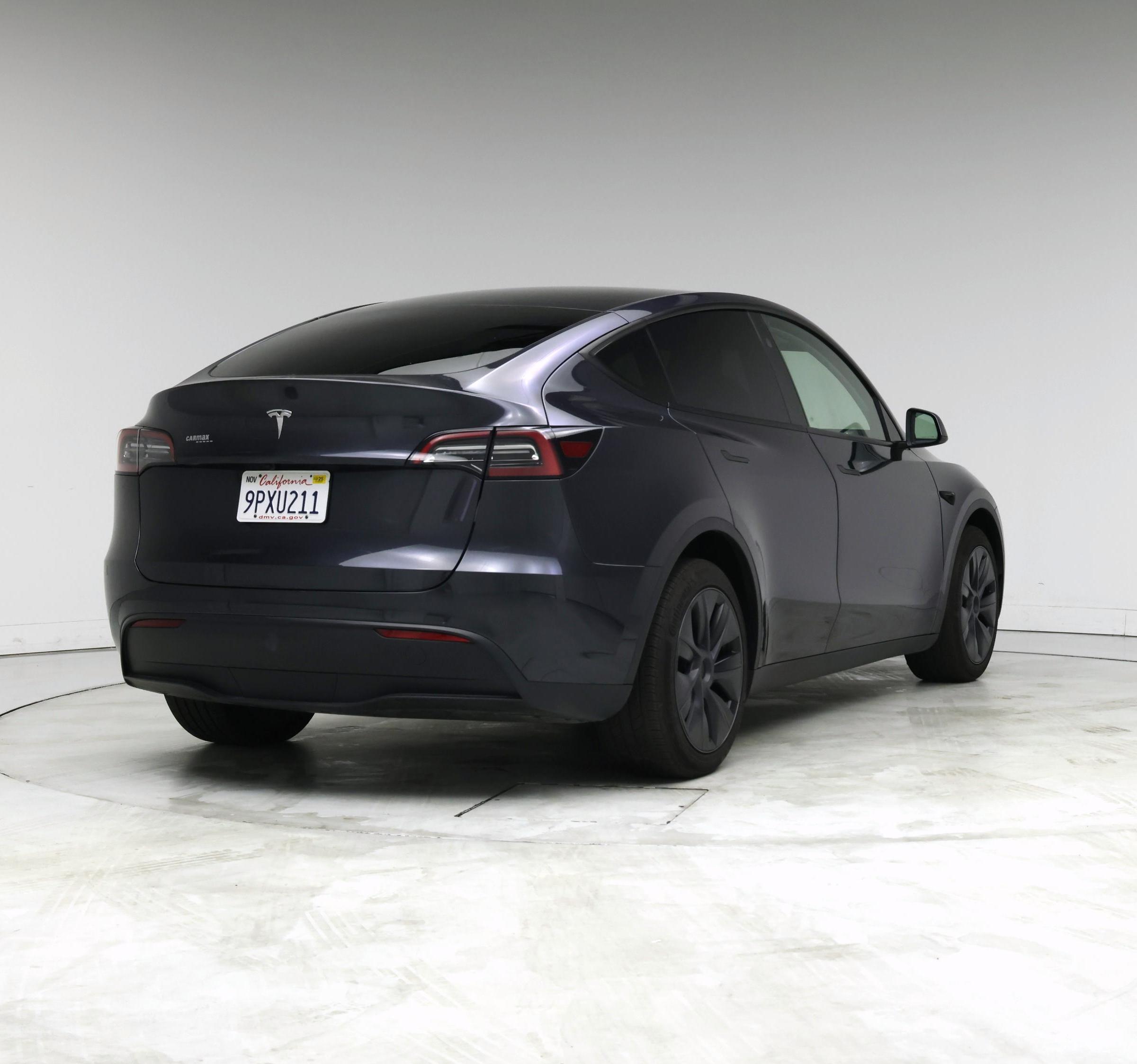 Thumbnail: 2025 Tesla Model Y - 8