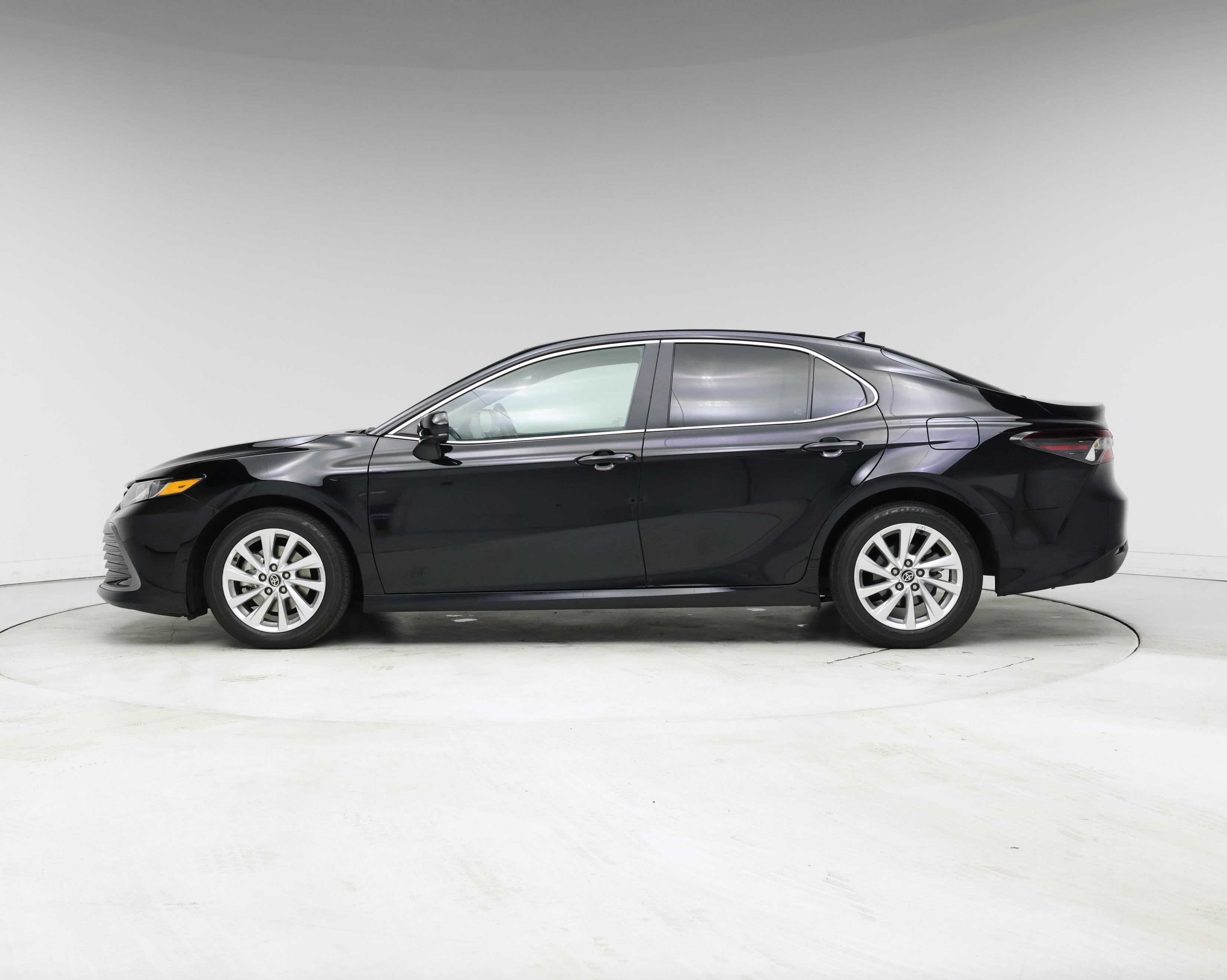 Thumbnail: 2024 Toyota Camry - 3