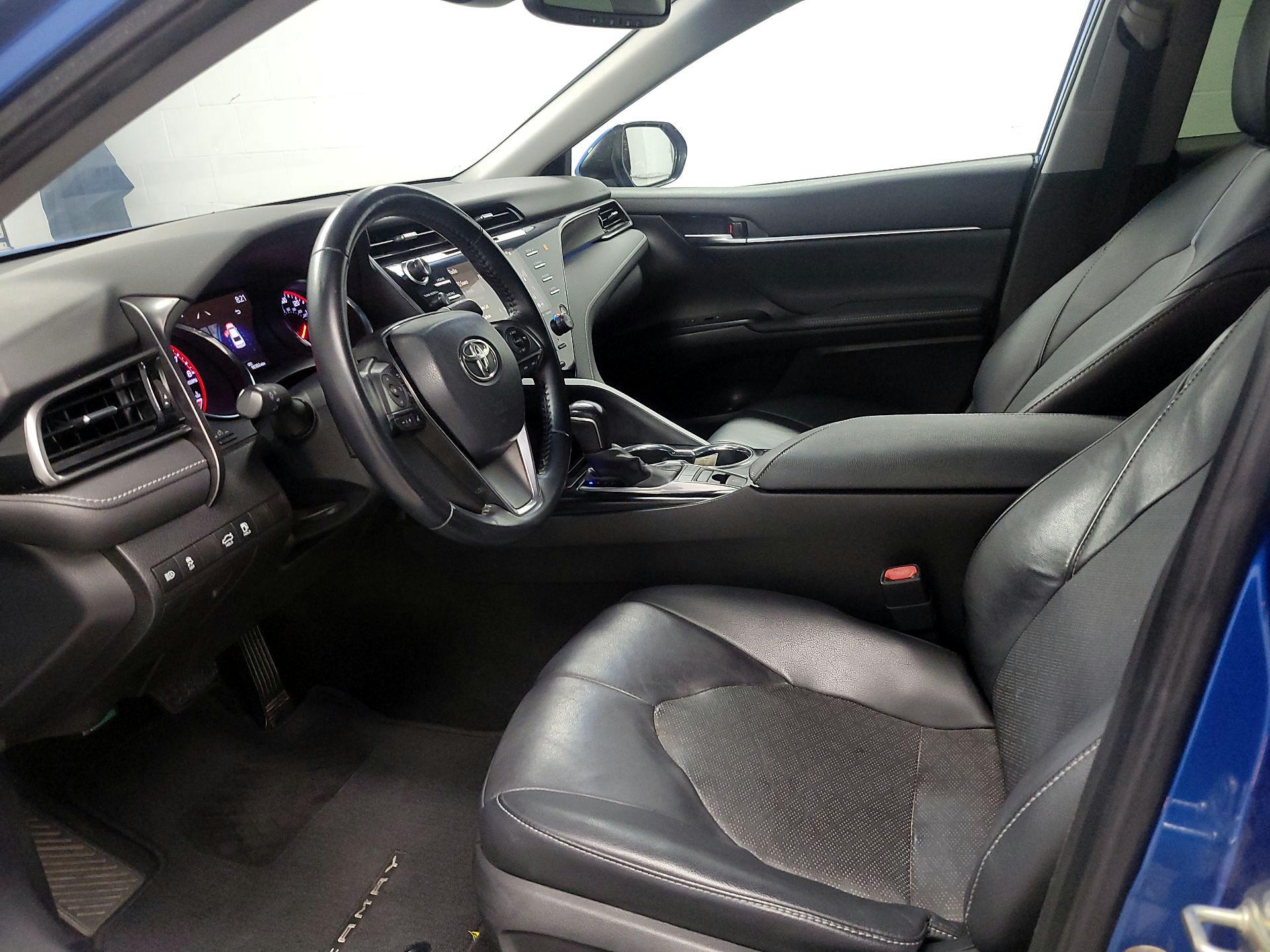 Thumbnail: 2020 Toyota Camry - 11
